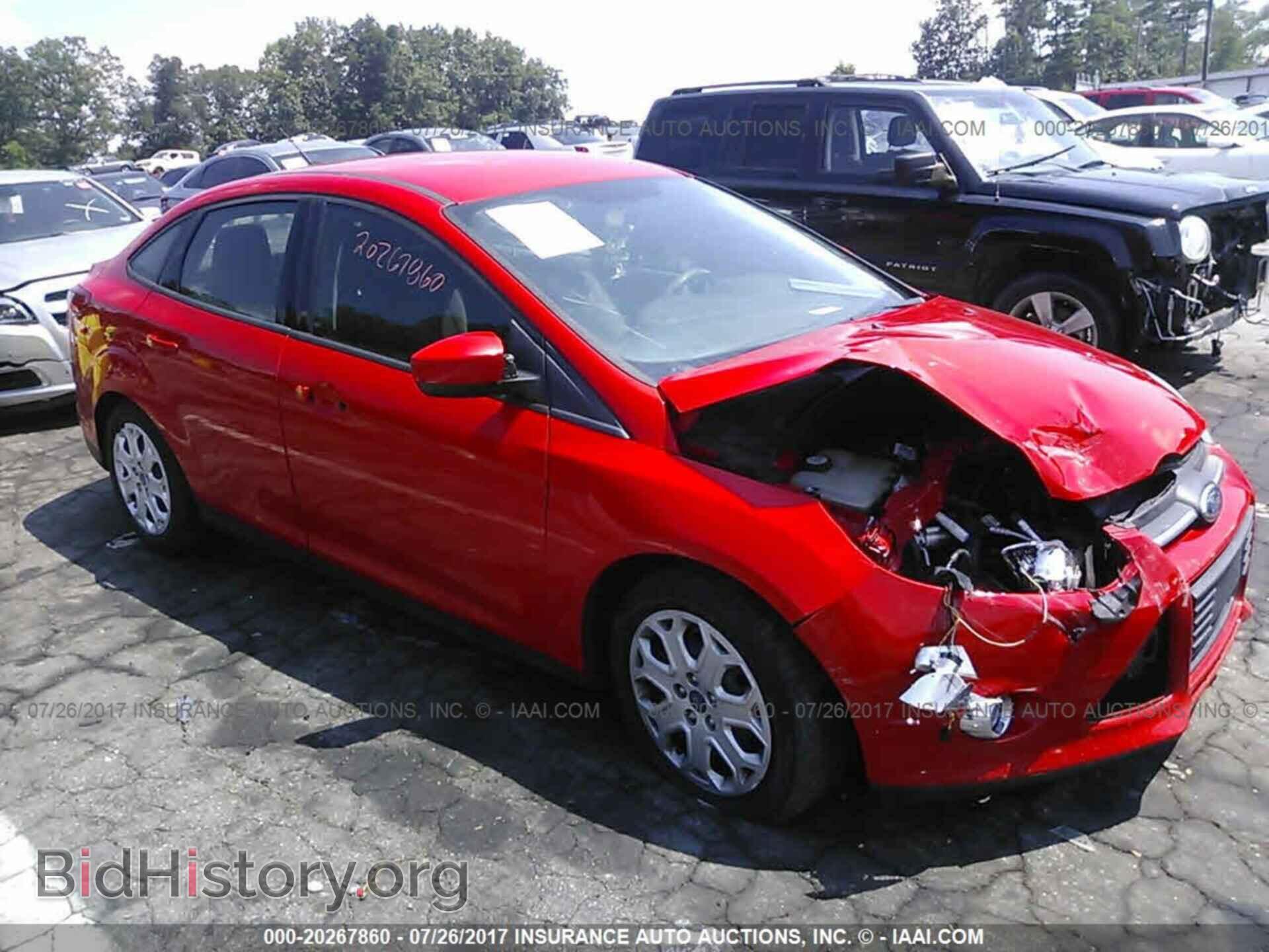 Photo 1FAHP3F25CL332002 - Ford Focus 2012