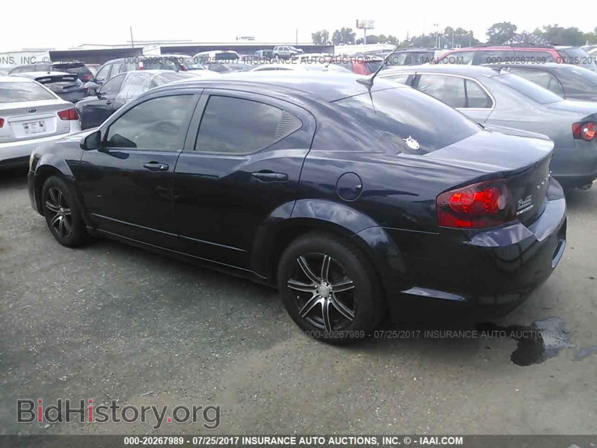 2011 Dodge Avenger - VIN: 1B3BD4FB1BN551672 - Фото 3