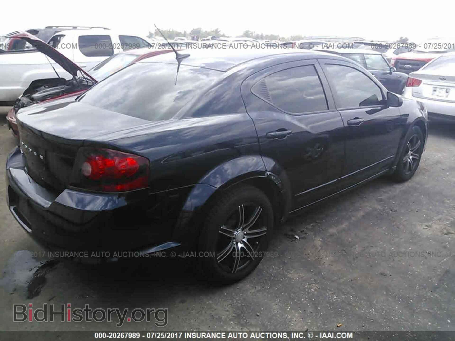 2011 Dodge Avenger - VIN: 1B3BD4FB1BN551672 - Фото 4