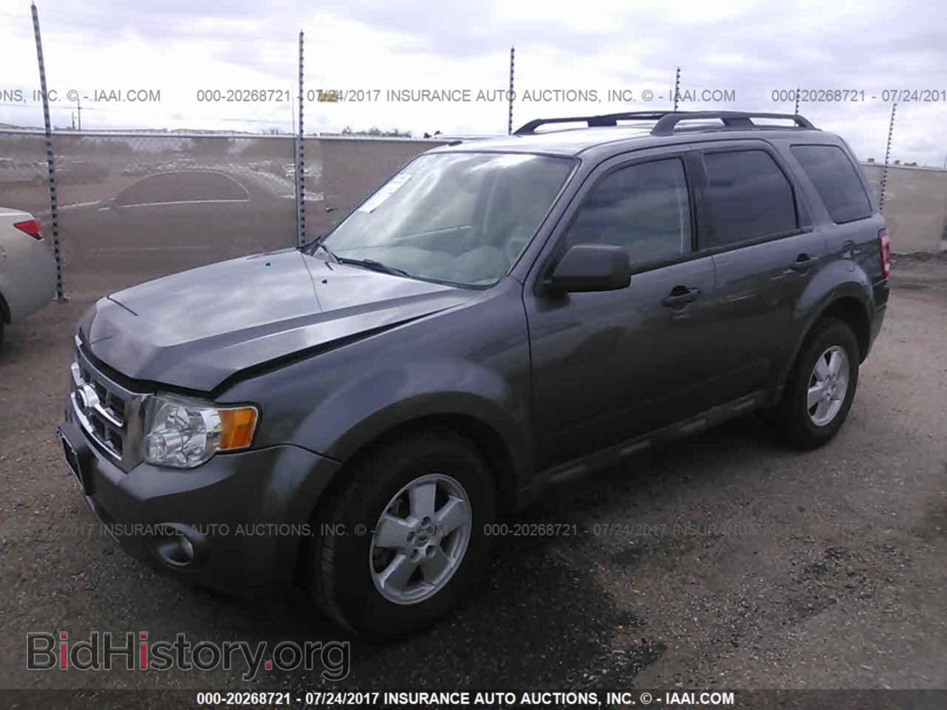 2012 Ford Escape - VIN: 1FMCU9D79CKC83547 - Photo 2