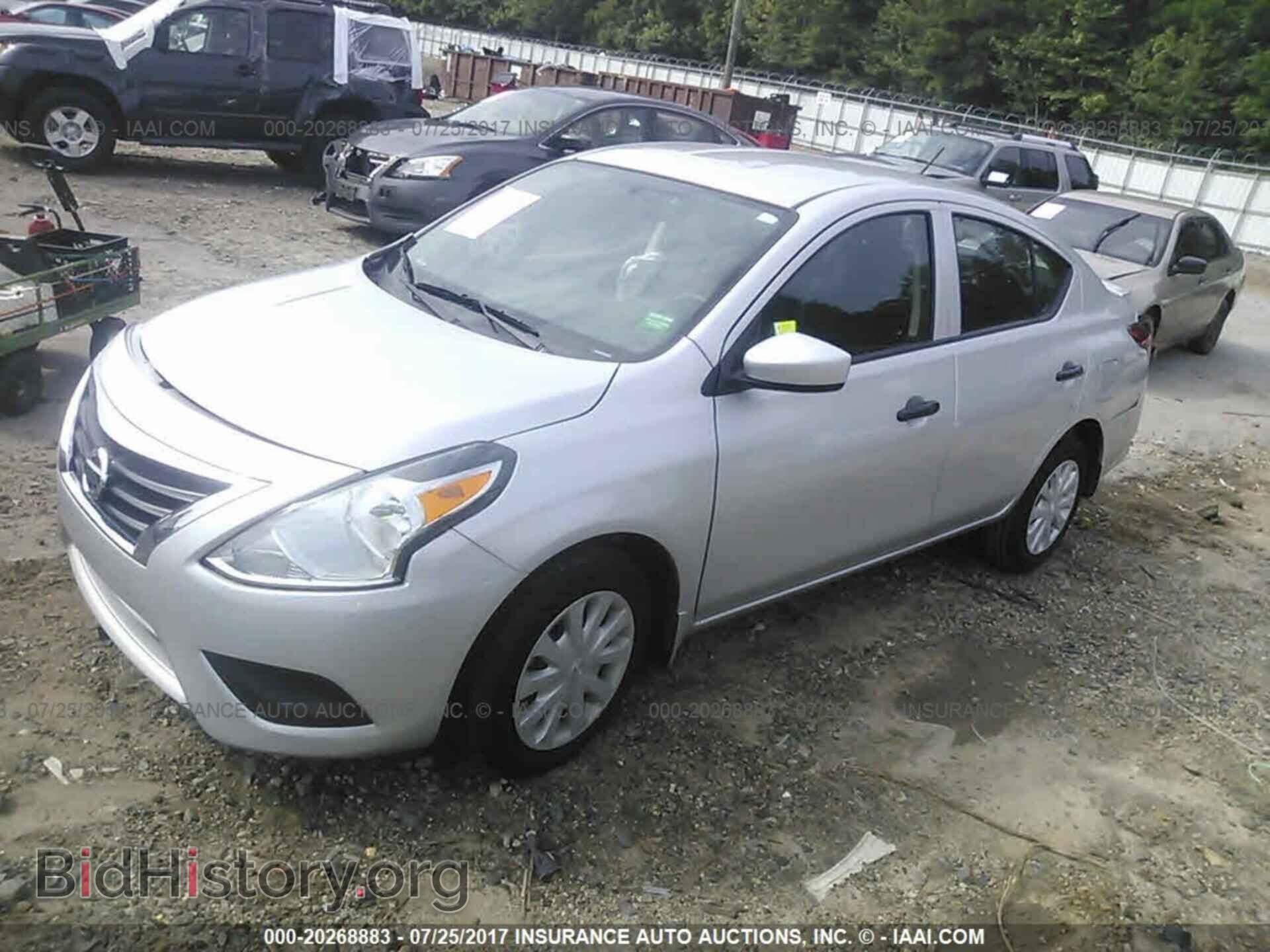 2017 Nissan Versa - VIN: 3N1CN7AP3HL820755 - Photo 2