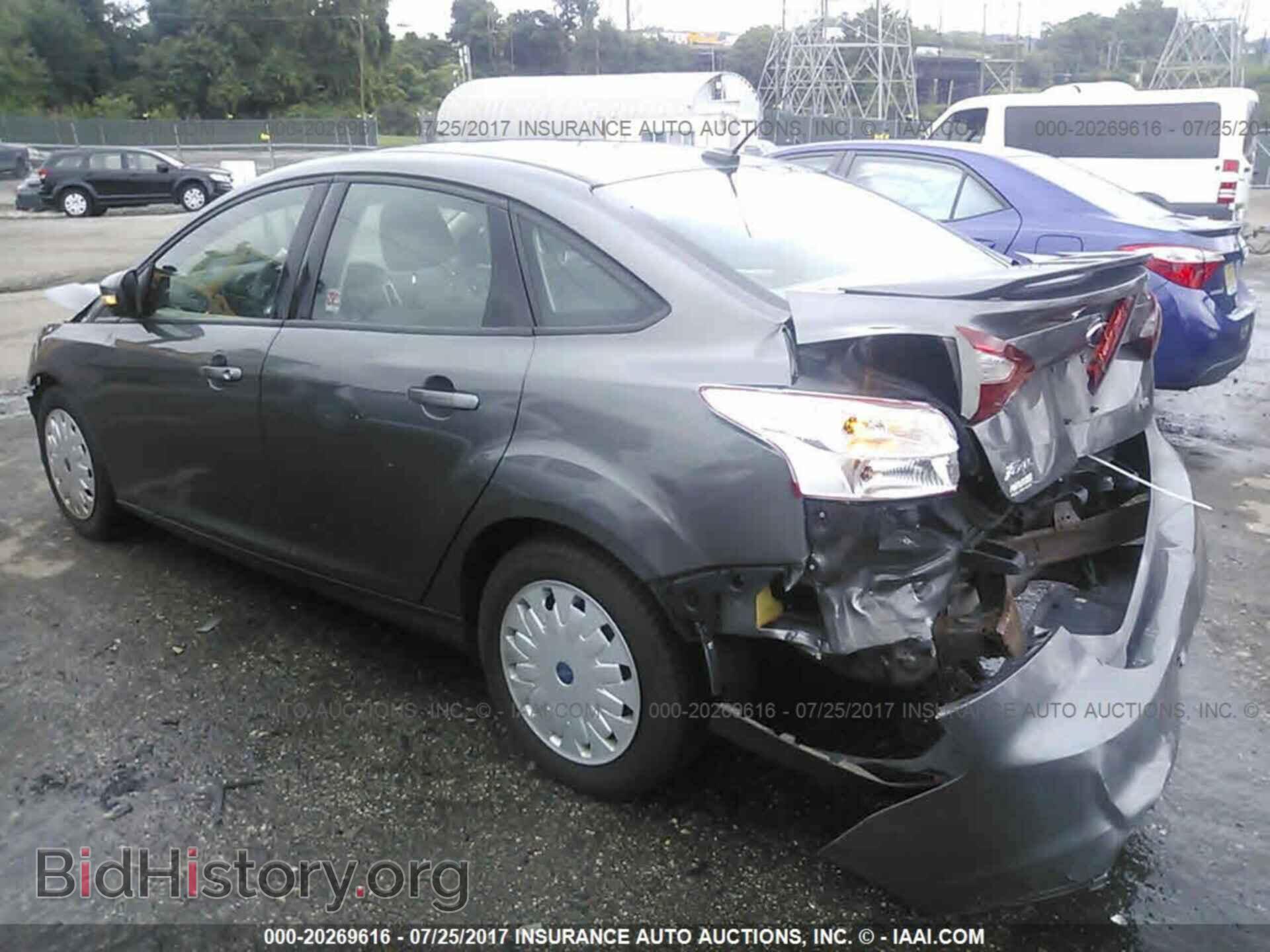 2012 Ford Focus - VIN: 1FAHP3F20CL229506 - Photo 3