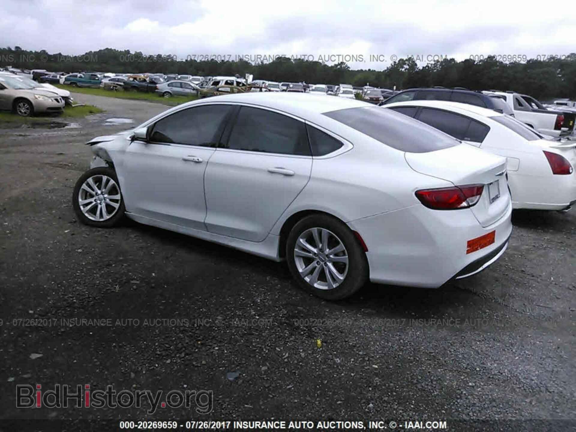 2015 Chrysler 200 - VIN: 1C3CCCAB8FN726615 - Photo 3