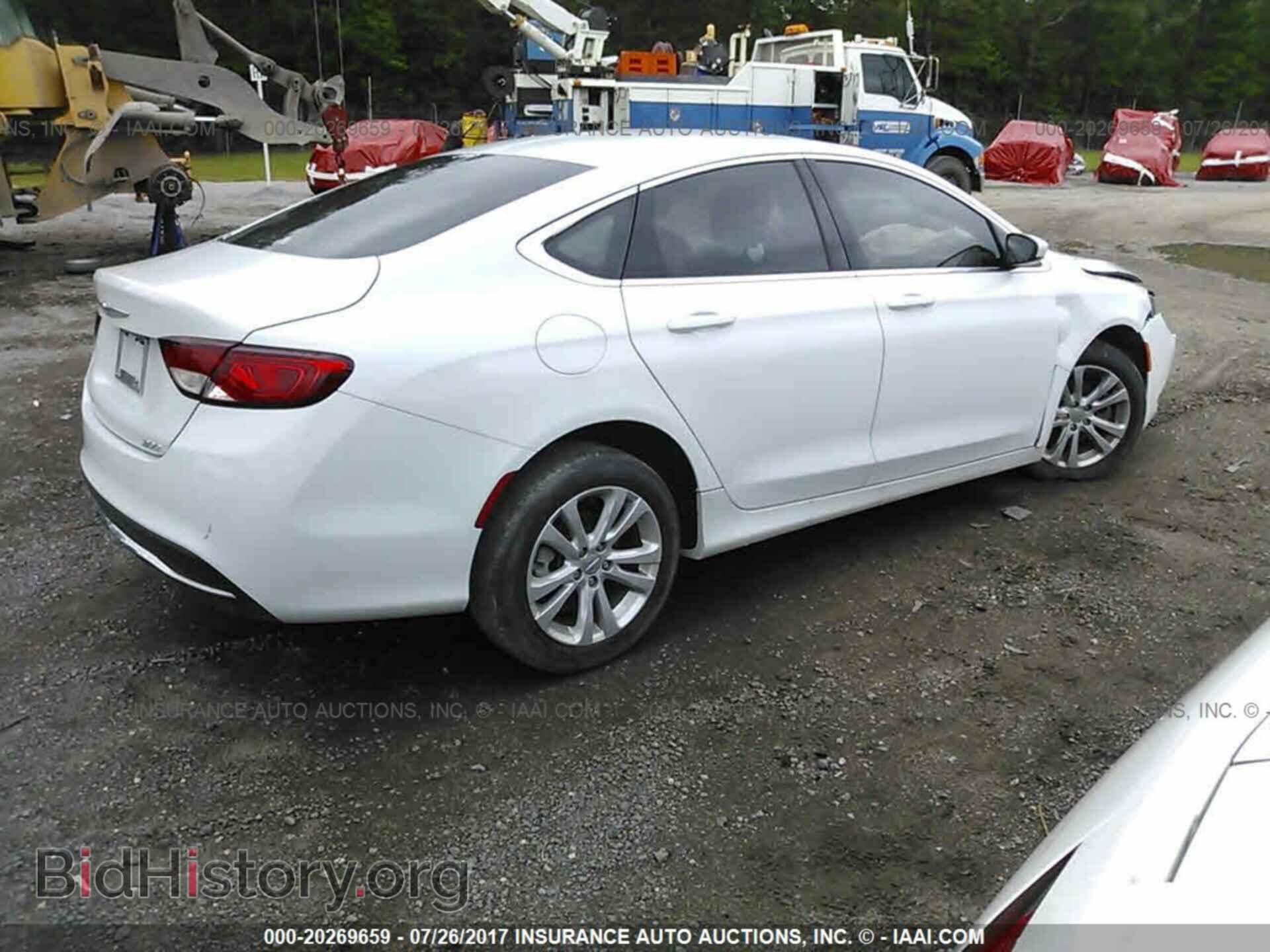 2015 Chrysler 200 - VIN: 1C3CCCAB8FN726615 - Photo 4