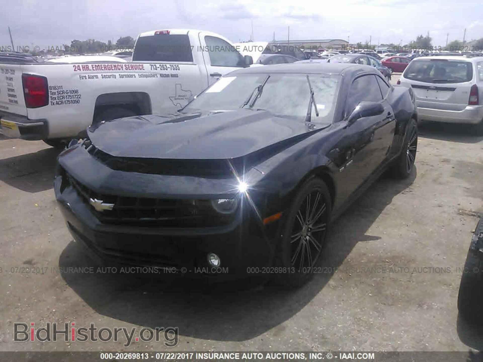 2012 Chevrolet Camaro - VIN: 2G1FB1E36C9189821 - Photo 2