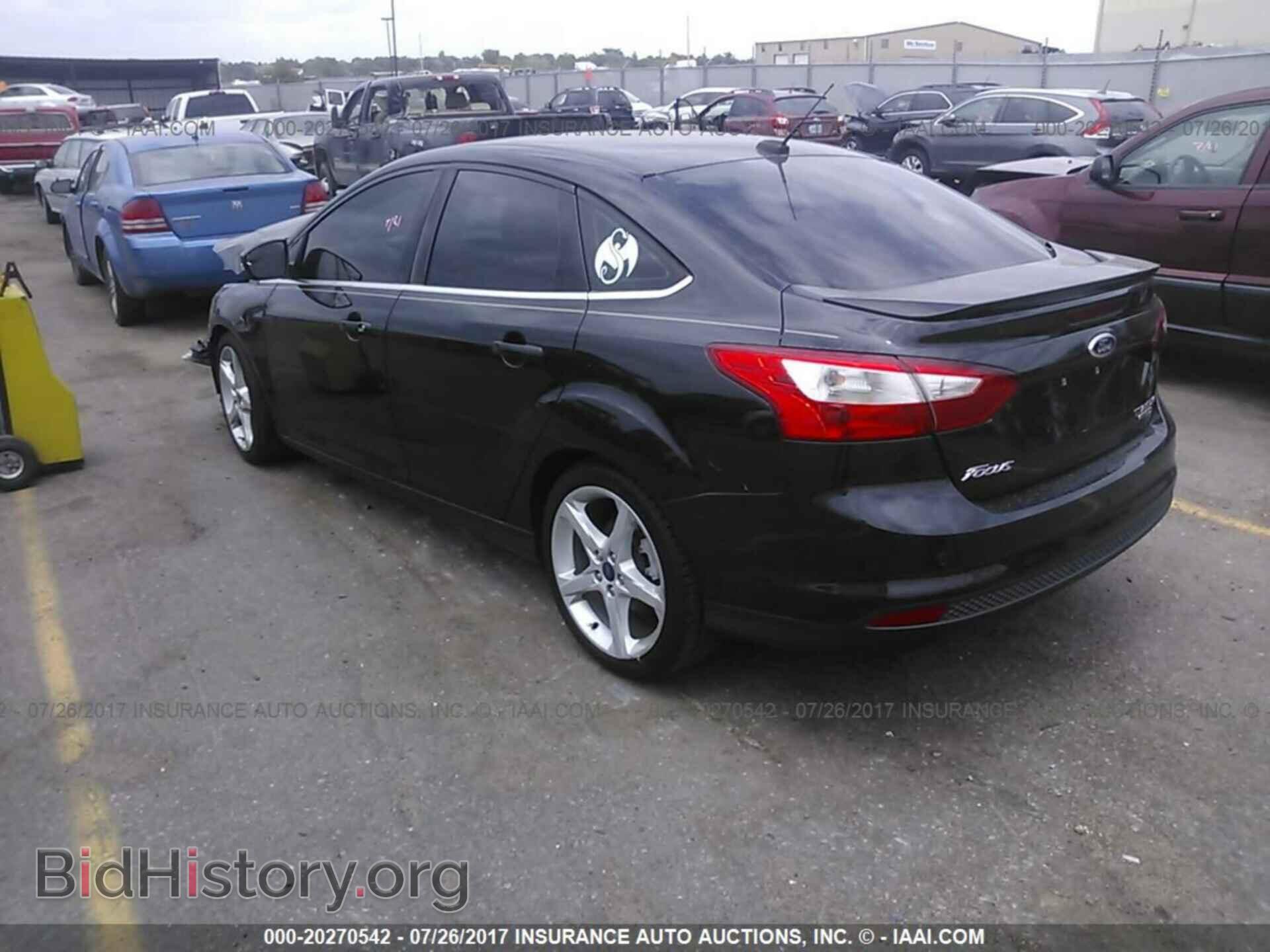 2014 Ford Focus - VIN: 1FADP3J25EL109905 - Фото 3