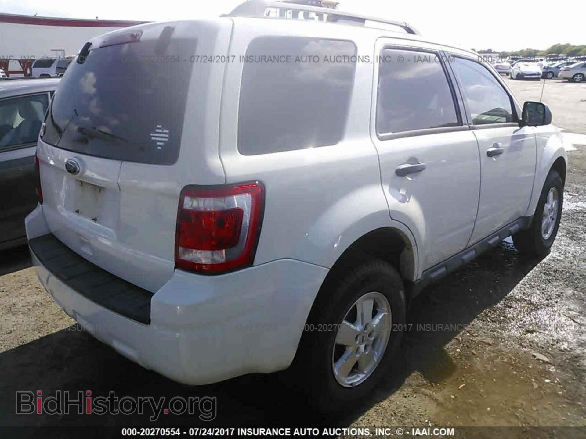 2011 Ford Escape - VIN: 1FMCU0D71BKB34883 - Photo 4