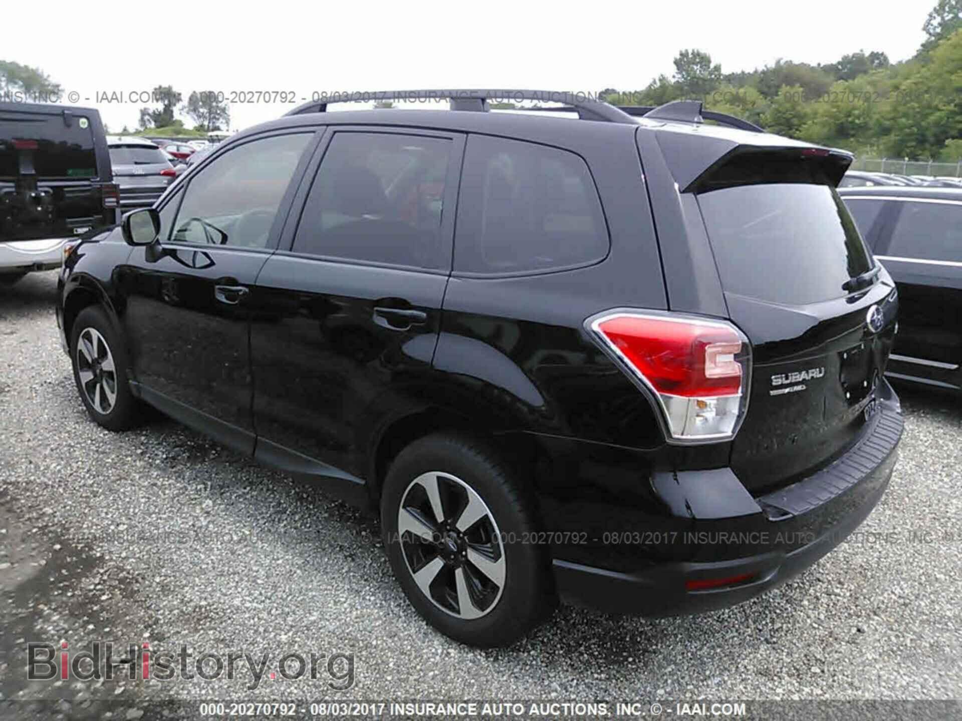 2017 Subaru Forester - VIN: JF2SJAGC8HH458217 - Photo 3