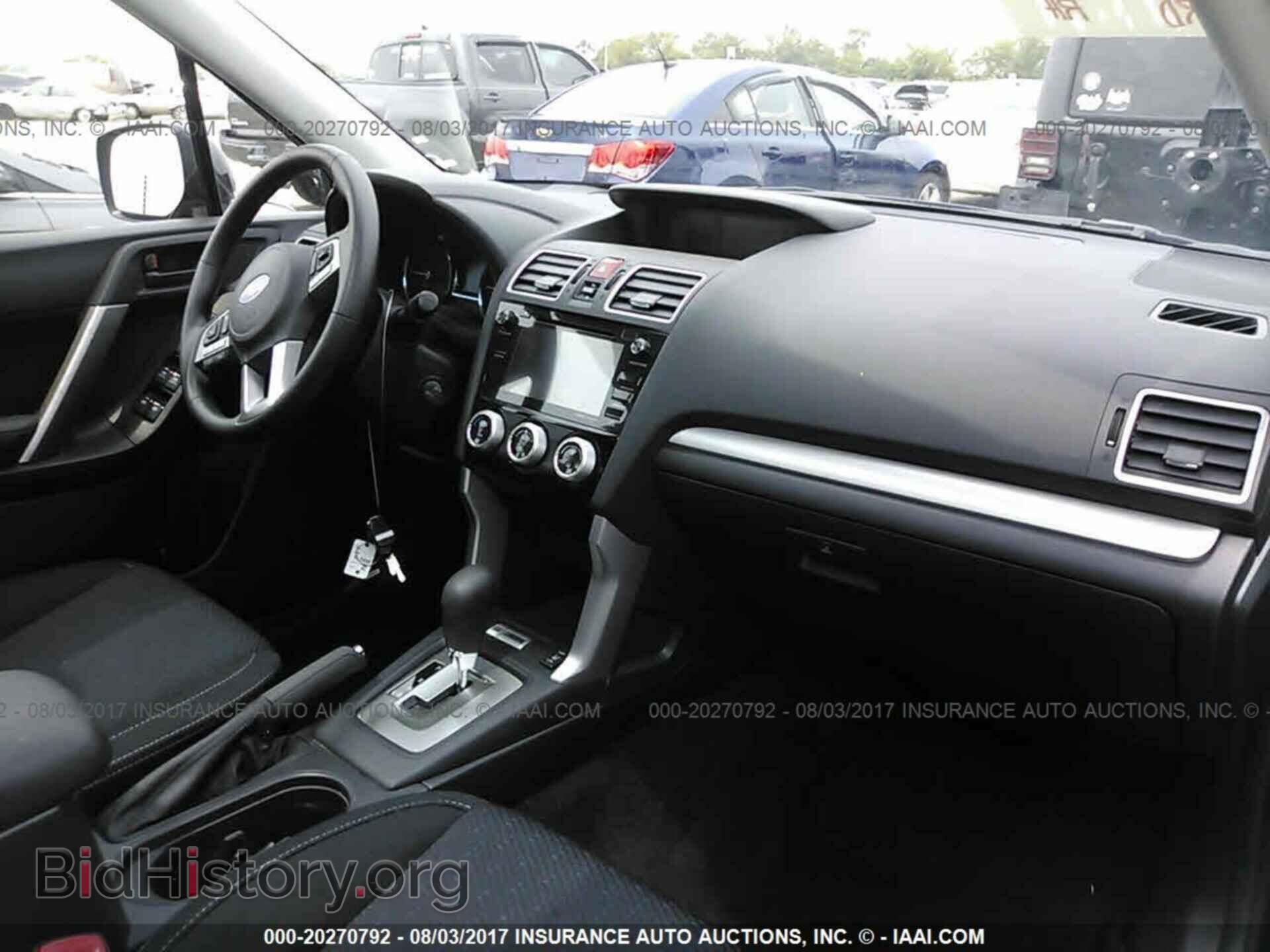 2017 Subaru Forester - VIN: JF2SJAGC8HH458217 - Photo 5