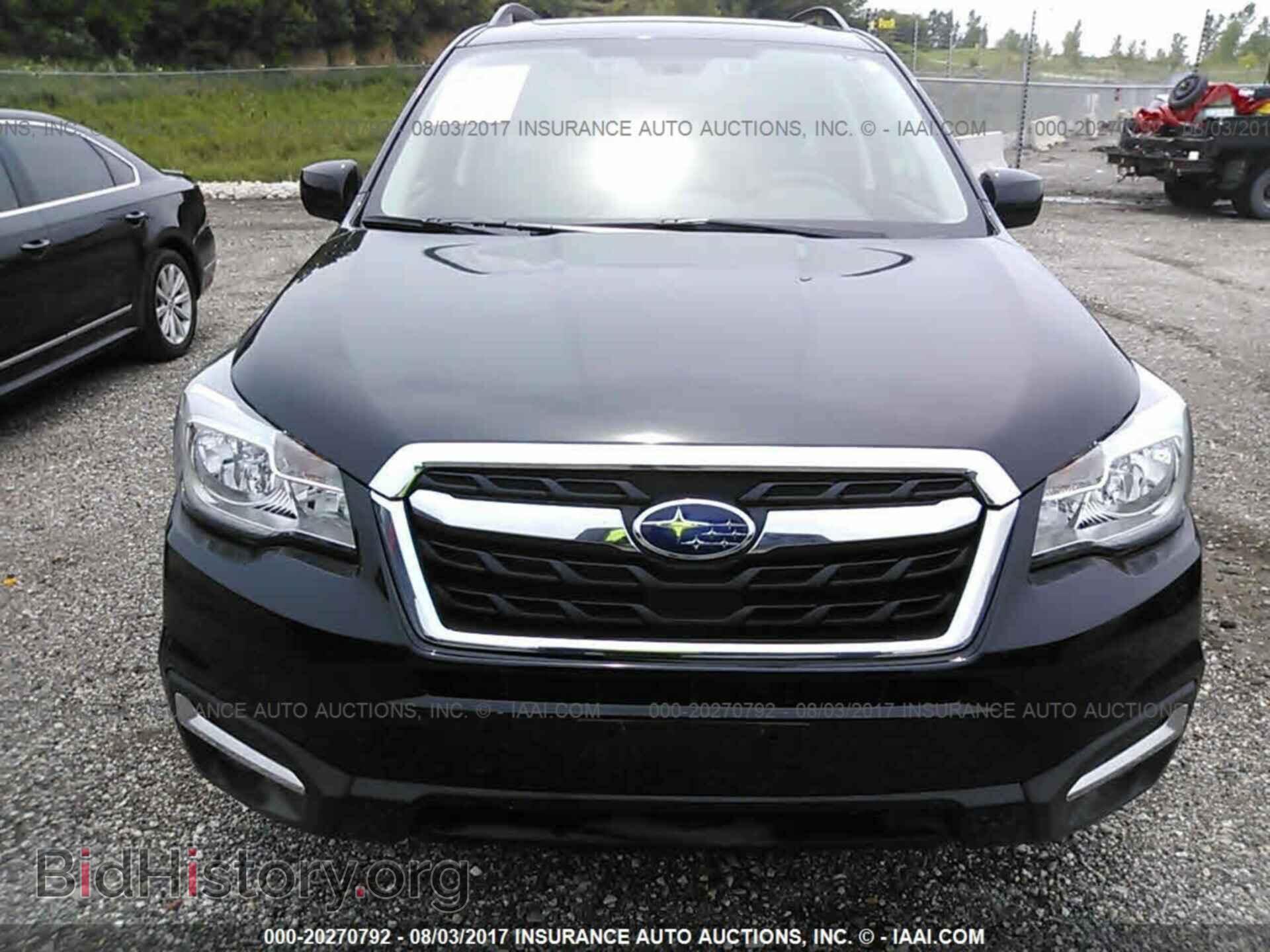 2017 Subaru Forester - VIN: JF2SJAGC8HH458217 - Photo 6