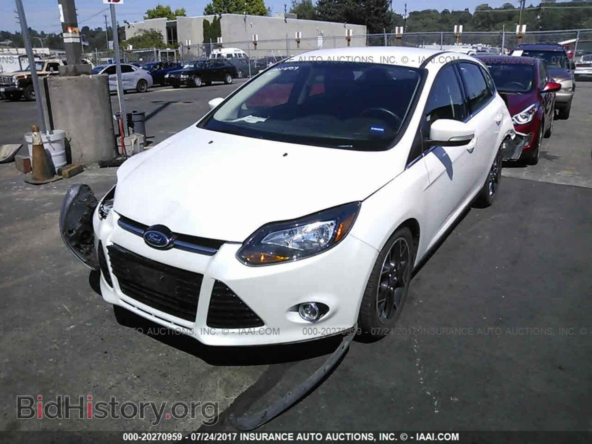 2012 Ford Focus - VIN: 1FAHP3N24CL385694 - Photo 2