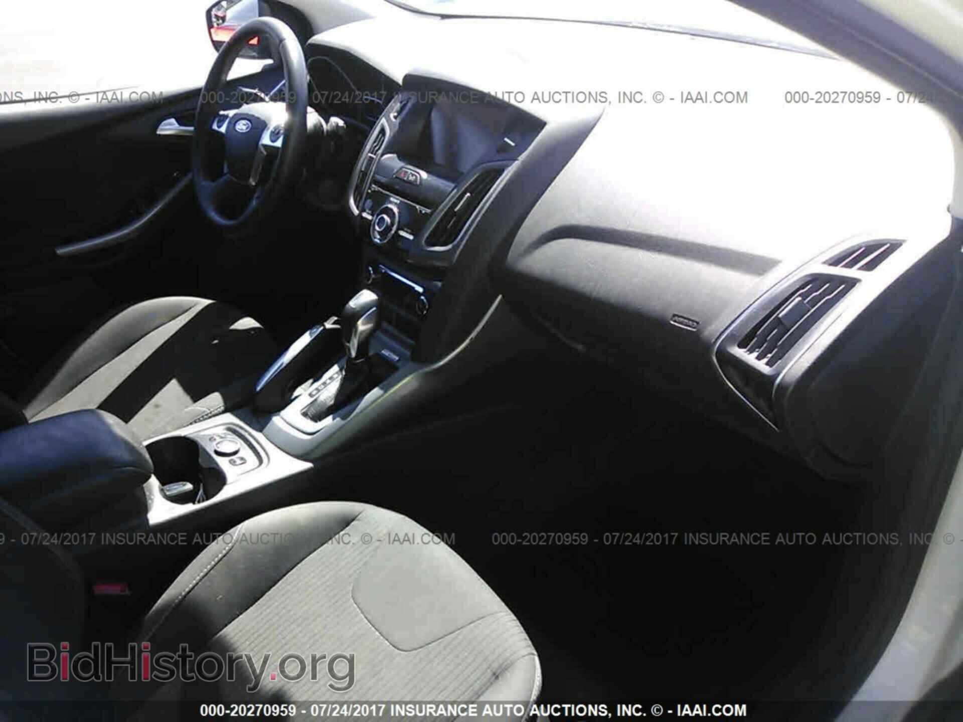 2012 Ford Focus - VIN: 1FAHP3N24CL385694 - Photo 5