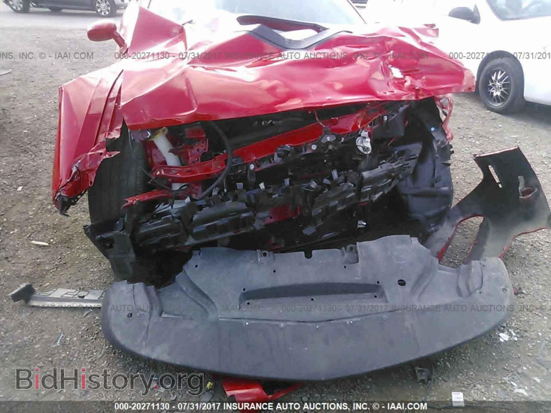 2015 Dodge Challenger - VIN: 2C3CDZBT8FH911568 - Photo 6