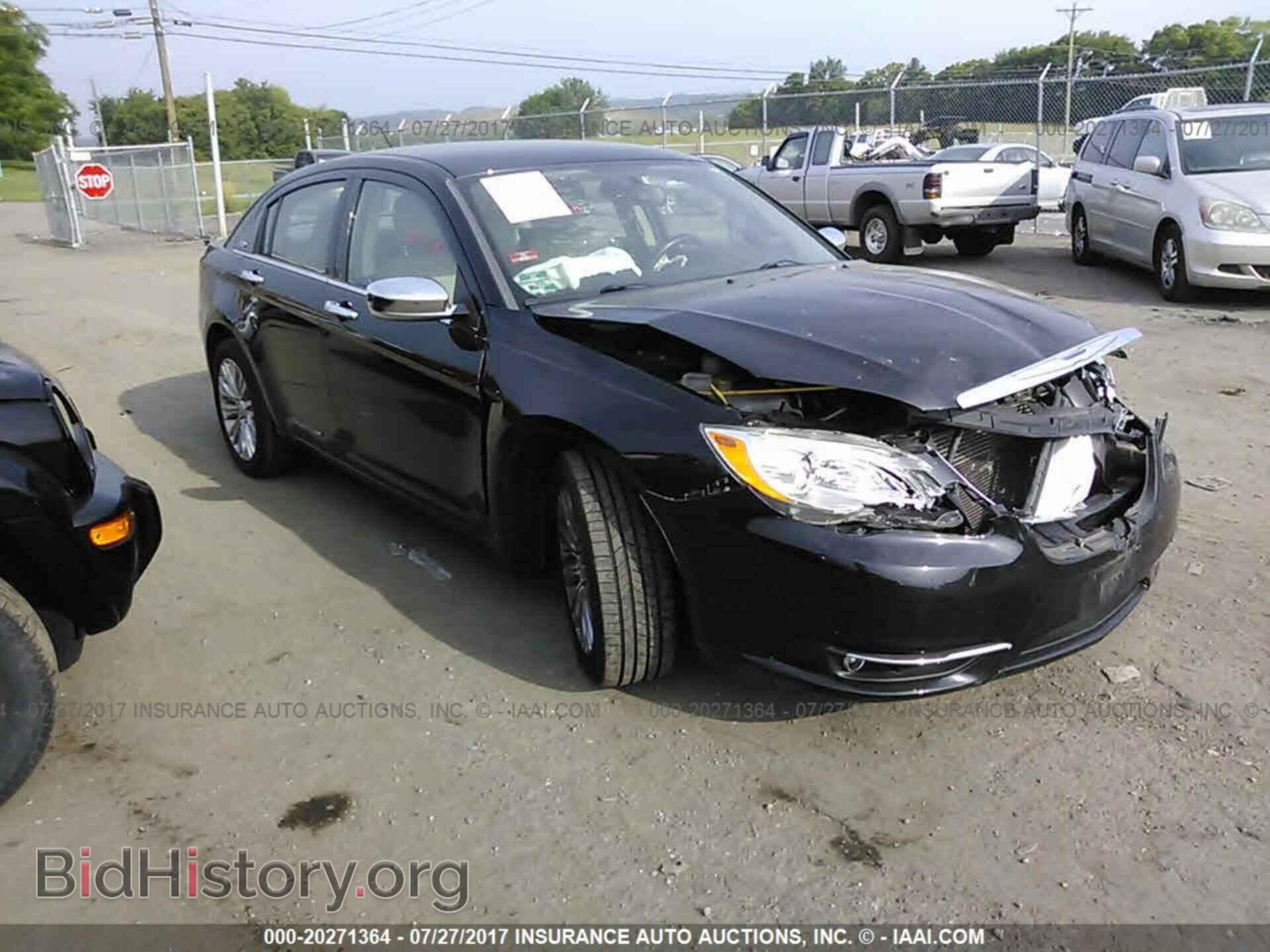 Photo 1C3BC2FB6BN609852 - Chrysler 200 2011