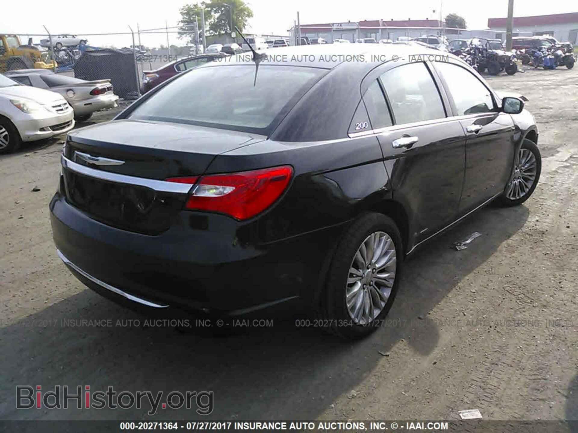 2011 Chrysler 200 - VIN: 1C3BC2FB6BN609852 - Фото 4