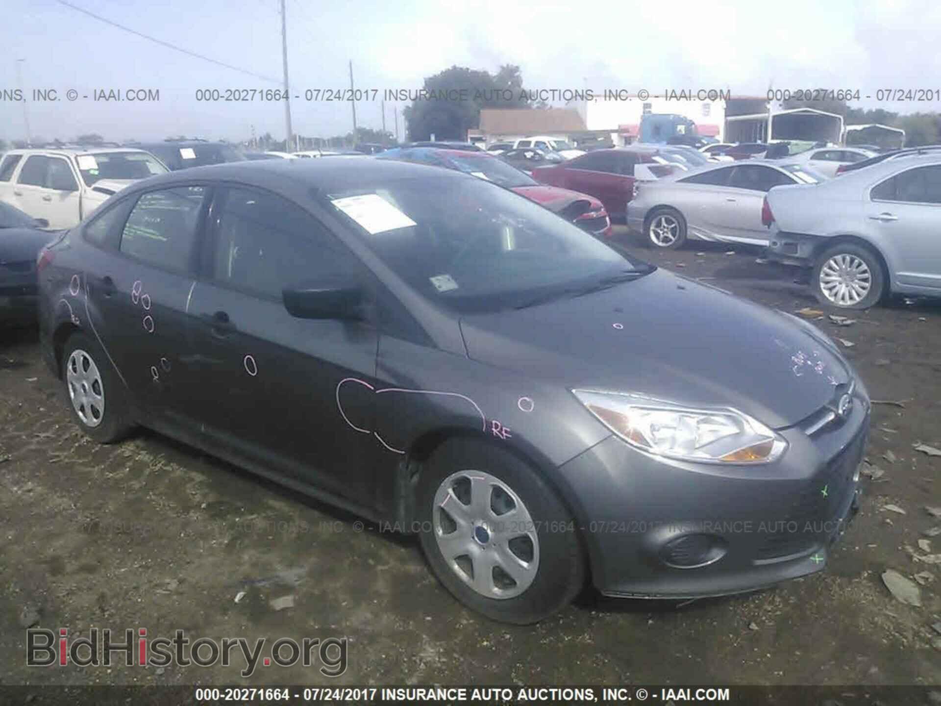 Photo 1FAHP3E2XCL445493 - Ford Focus 2012