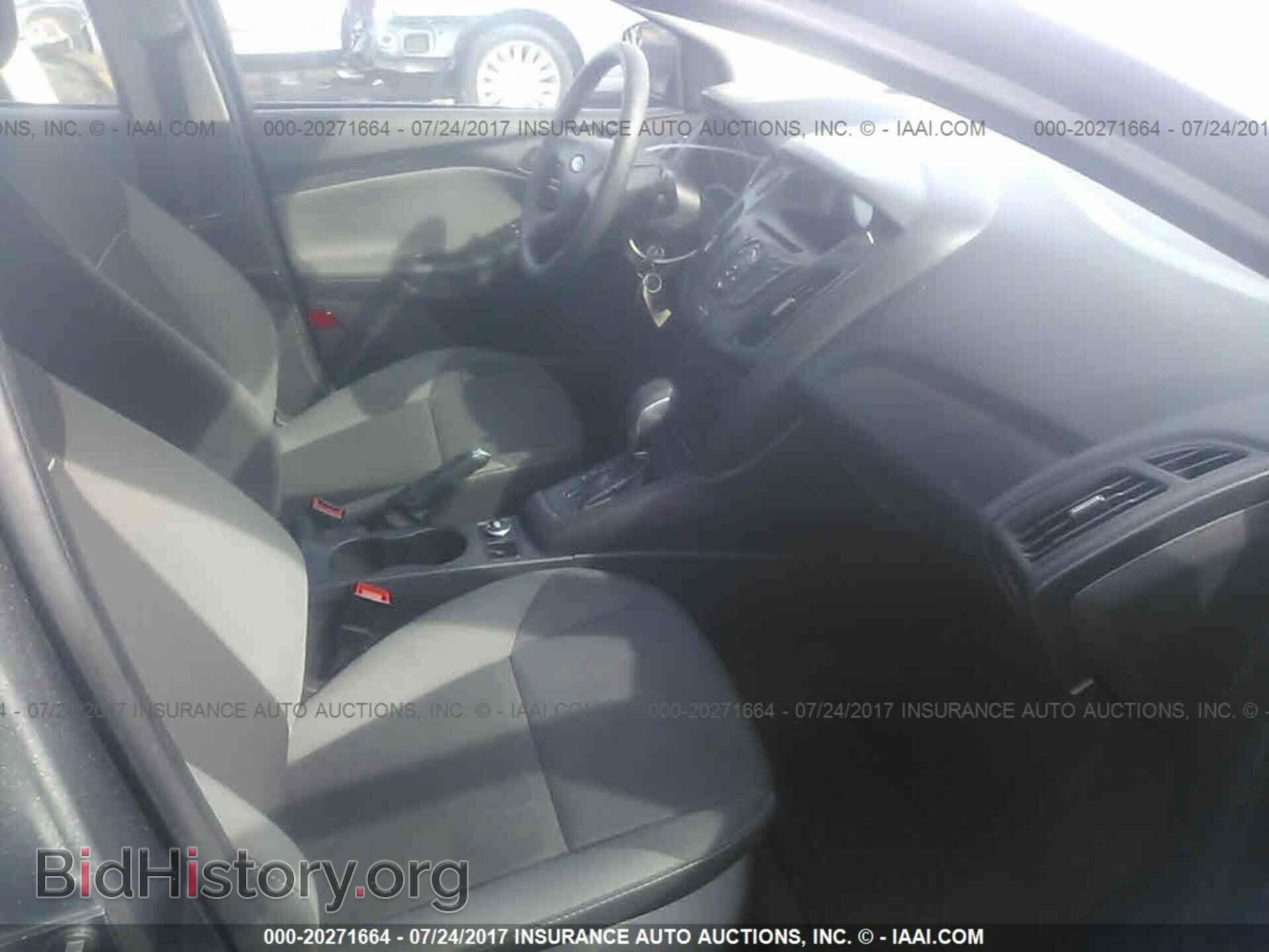 2012 Ford Focus - VIN: 1FAHP3E2XCL445493 - Photo 5