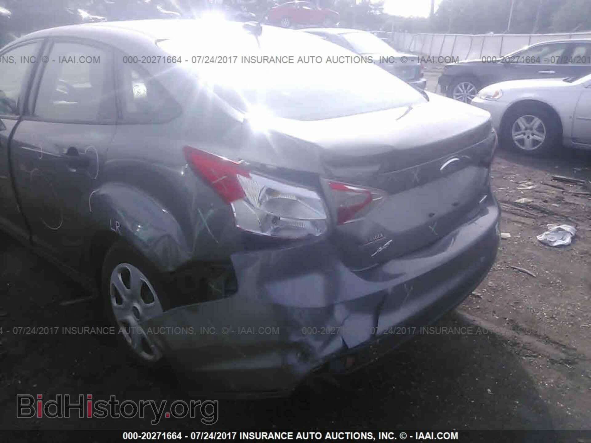 2012 Ford Focus - VIN: 1FAHP3E2XCL445493 - Photo 6