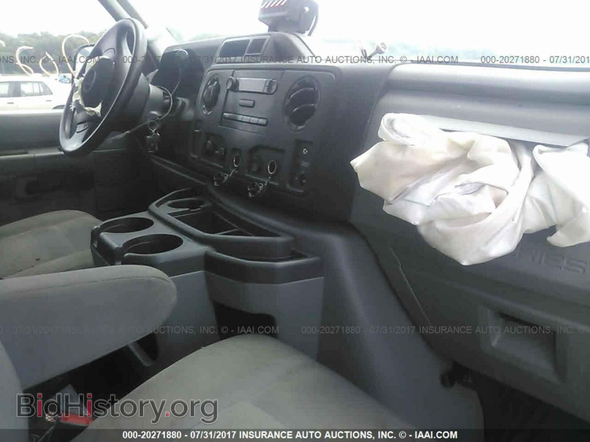 2013 Ford Econoline - VIN: 1FTNE2EW6DDA67393 - Фото 5