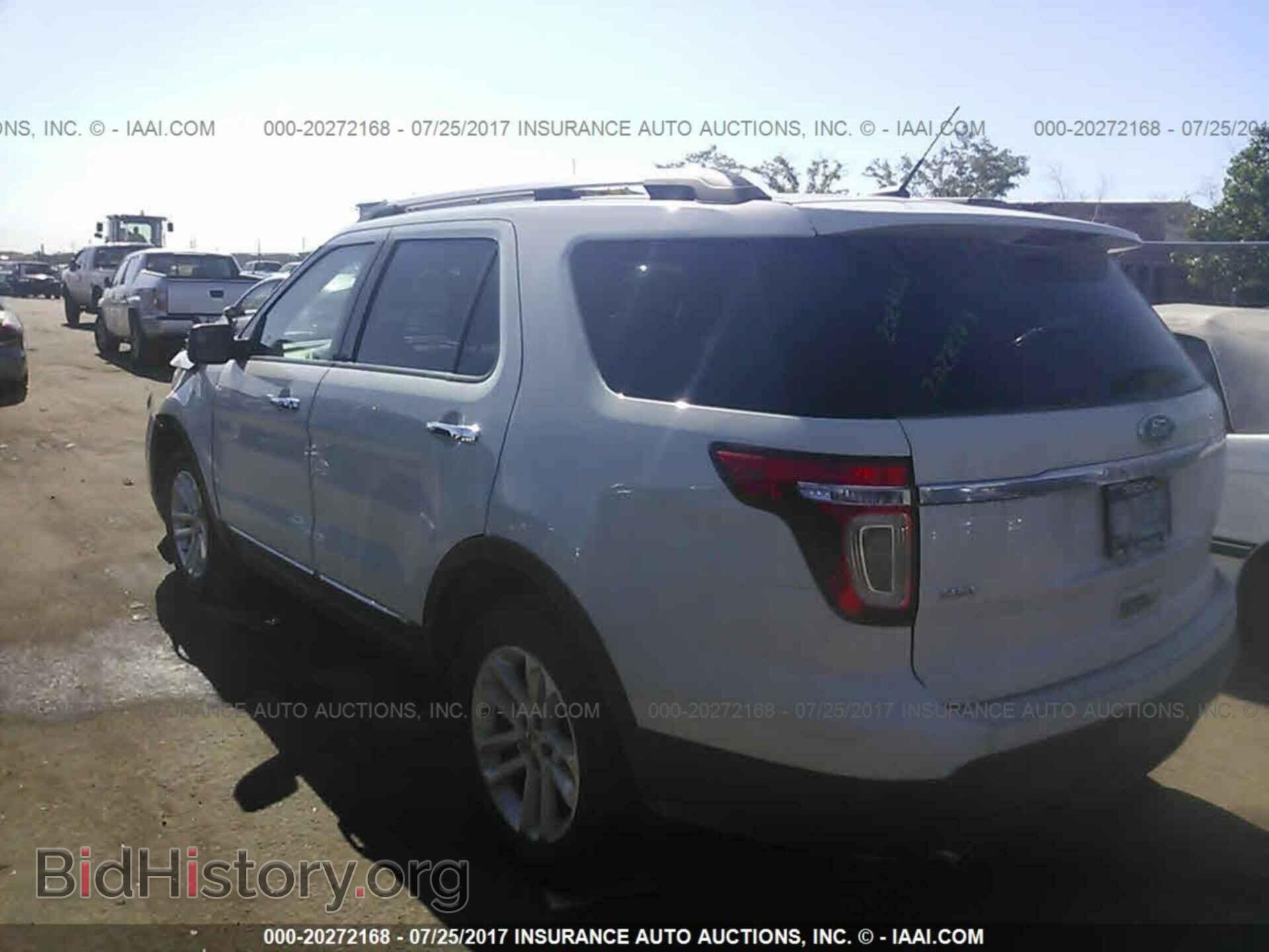 2011 Ford Explorer - VIN: 1FMHK7D85BGA18067 - Photo 3