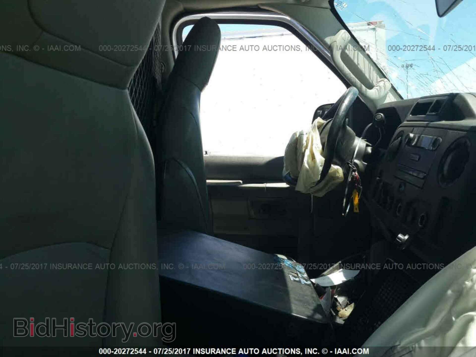 2011 Ford Econoline - VIN: 1FTNS2EW8BDA25538 - Photo 5
