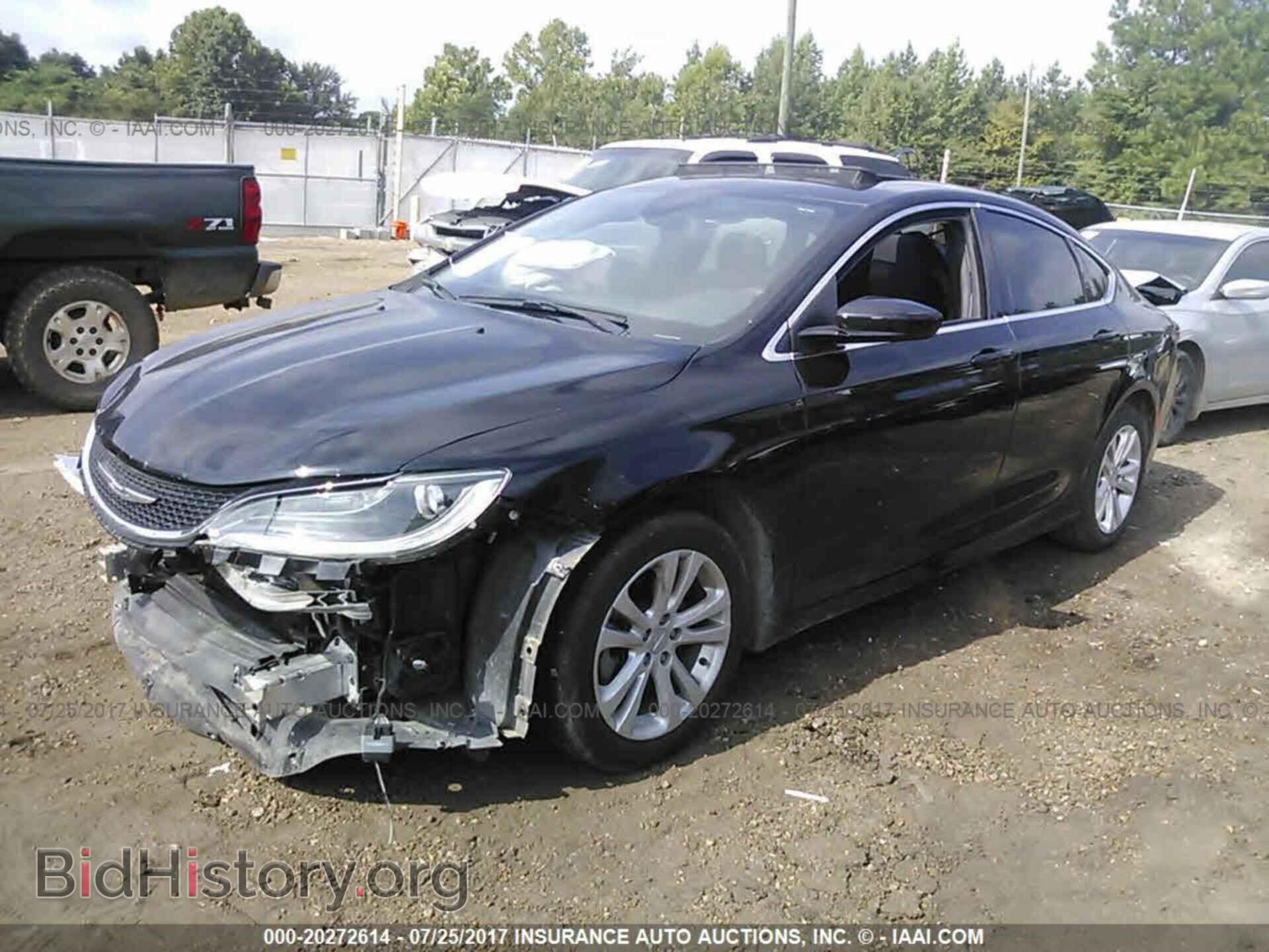 2015 Chrysler 200 - VIN: 1C3CCCAB7FN592499 - Photo 2