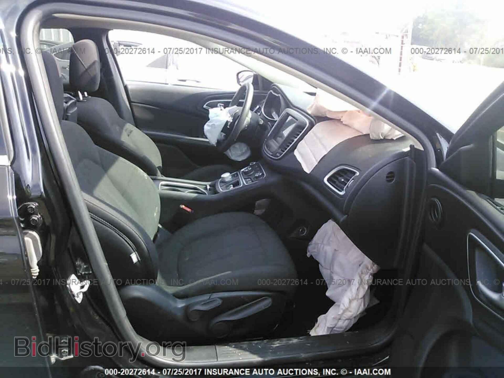 2015 Chrysler 200 - VIN: 1C3CCCAB7FN592499 - Photo 5