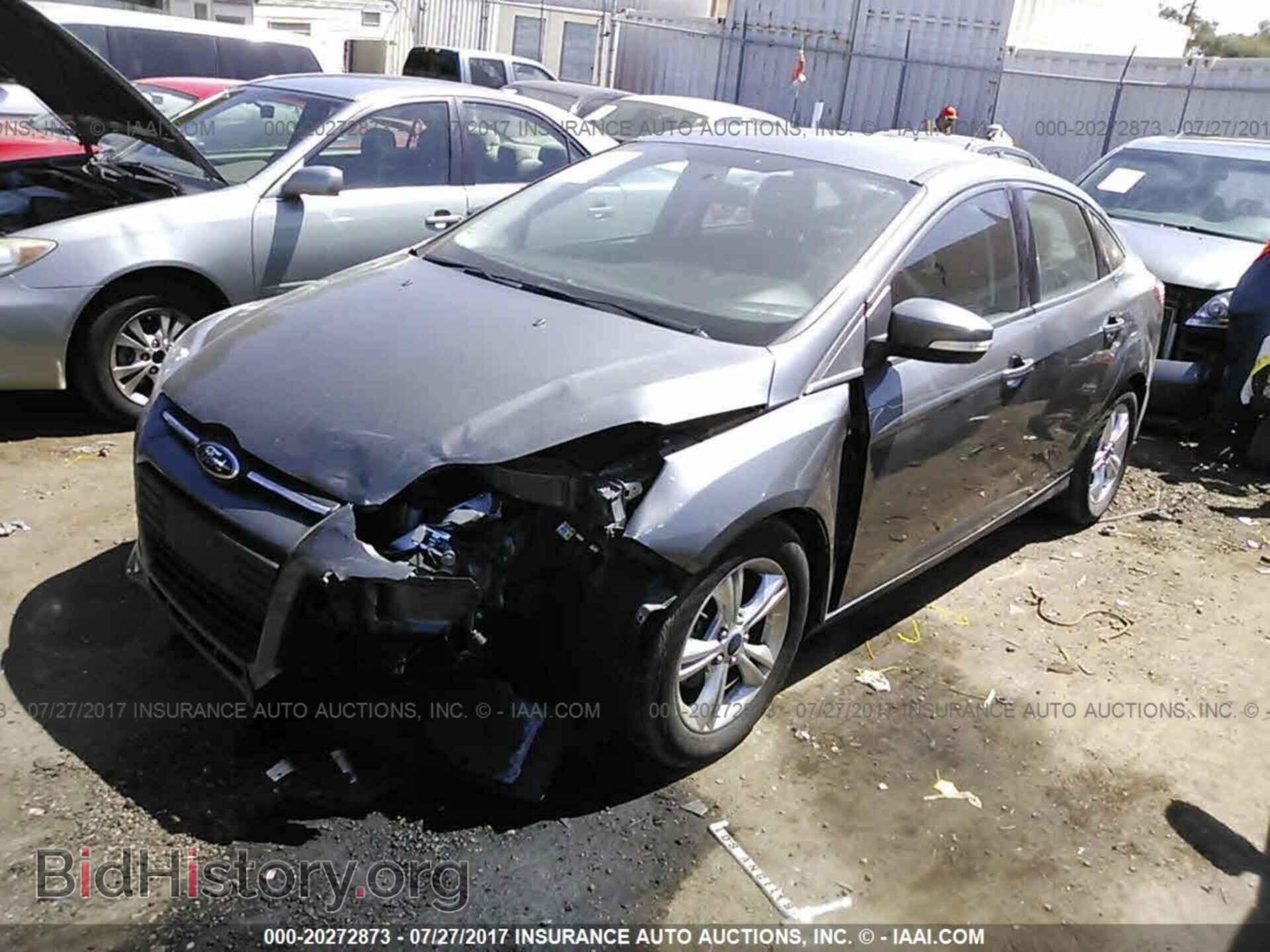 2014 Ford Focus - VIN: 1FADP3F21EL125317 - Photo 2