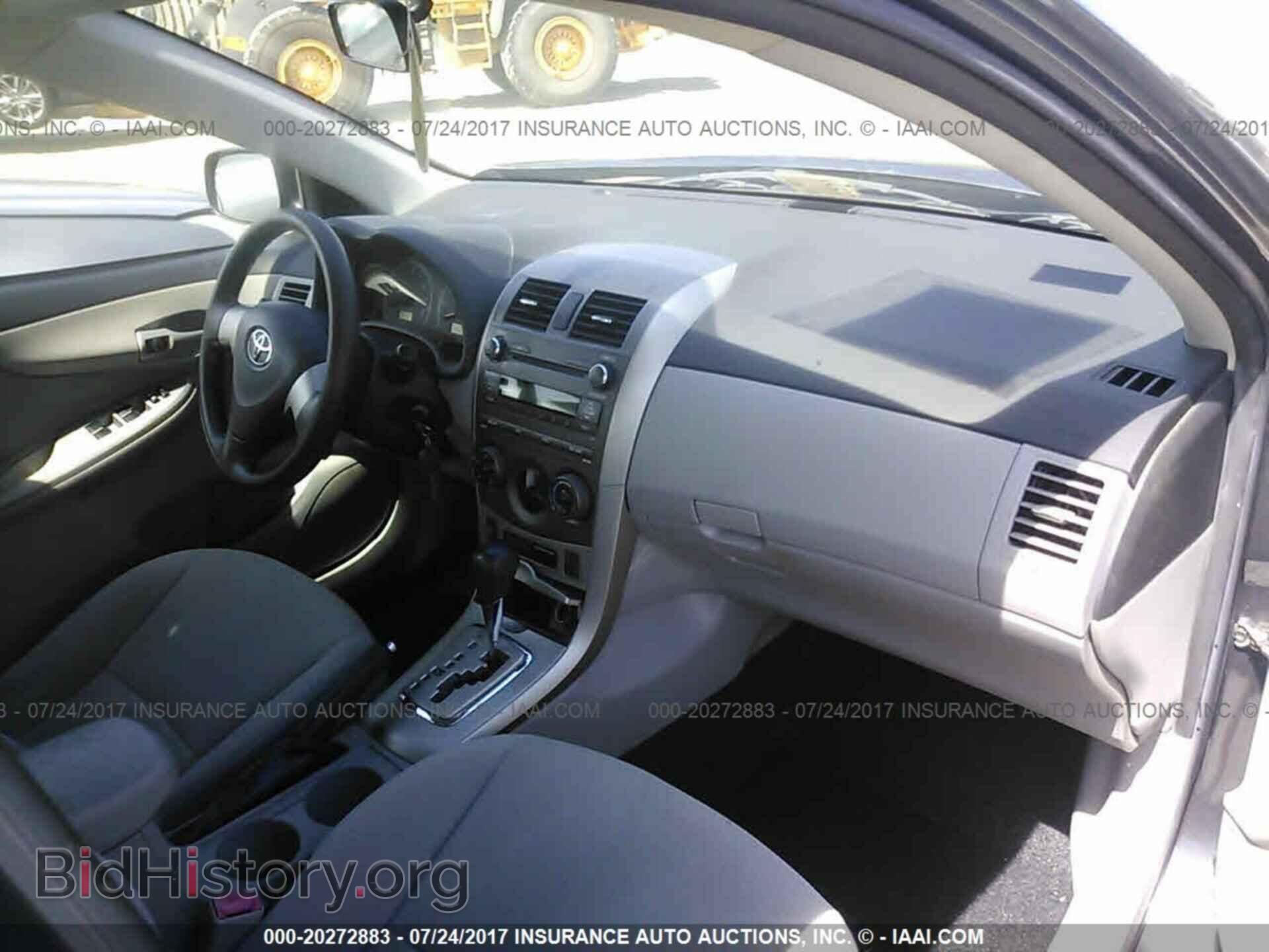 2011 Toyota Corolla - VIN: JTDBU4EEXB9143836 - Photo 5