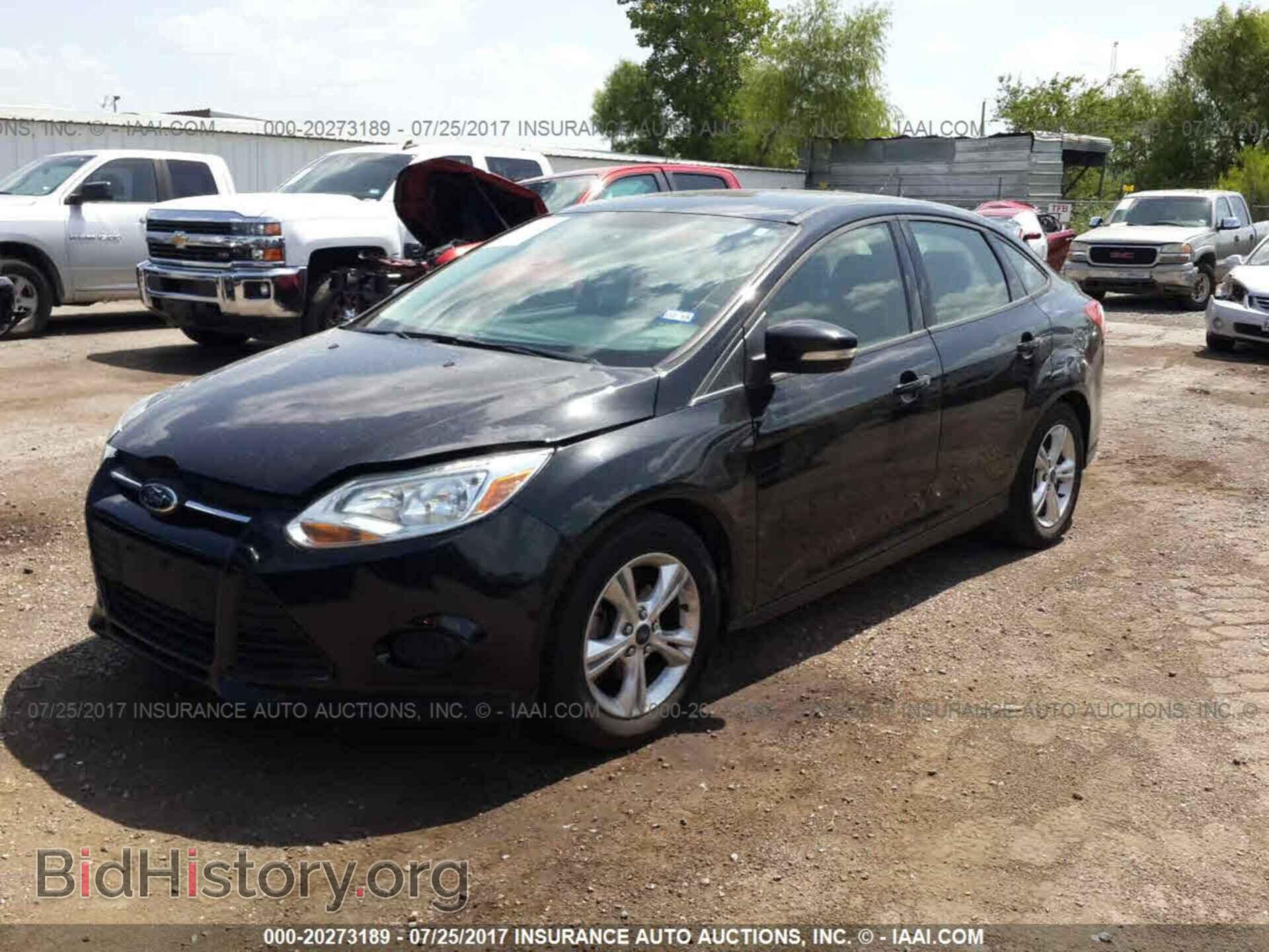 2013 Ford Focus - VIN: 1FADP3F22DL169793 - Фото 2