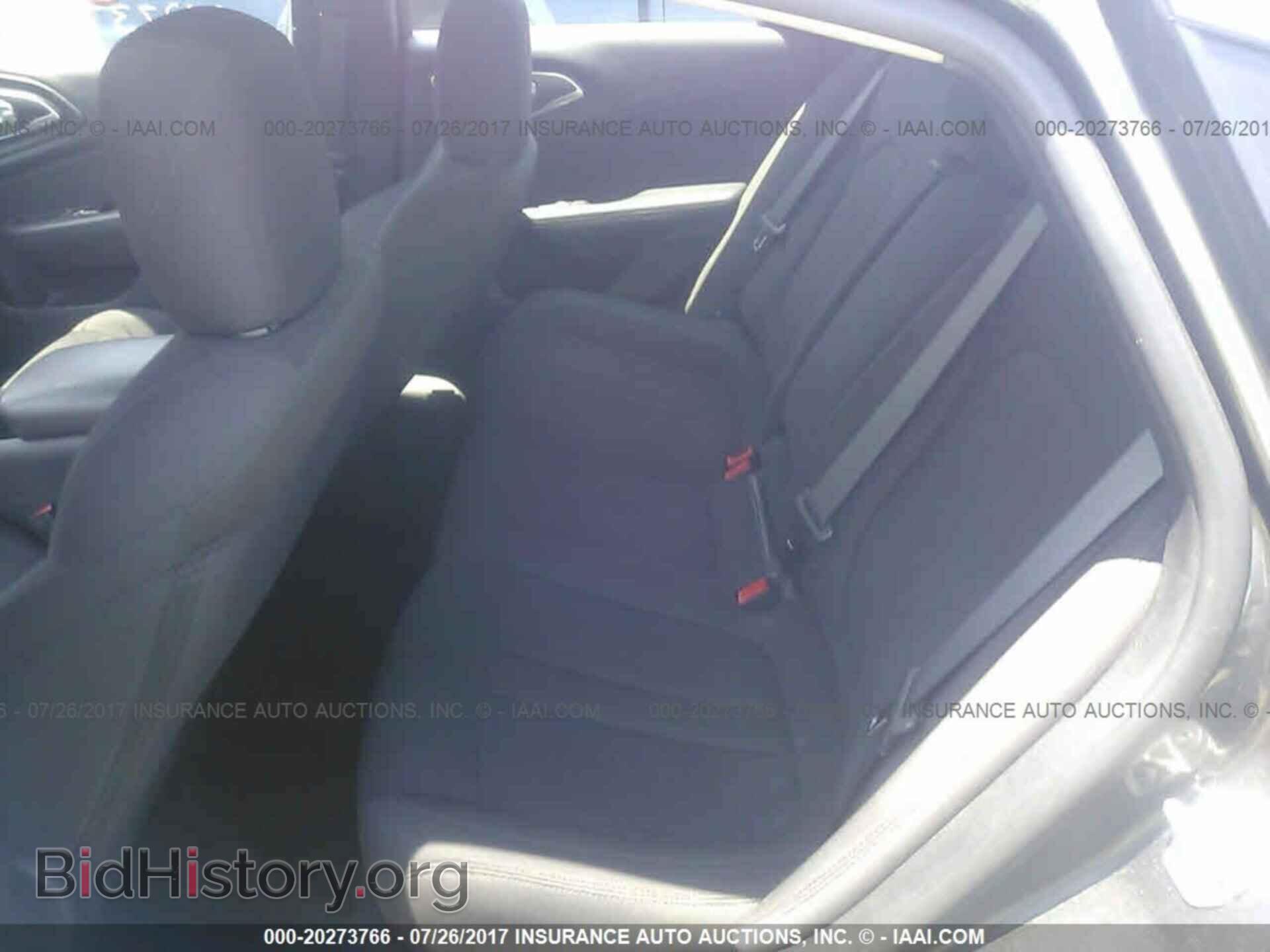 2015 Chrysler 200 - VIN: 1C3CCCAB2FN704433 - Photo 8
