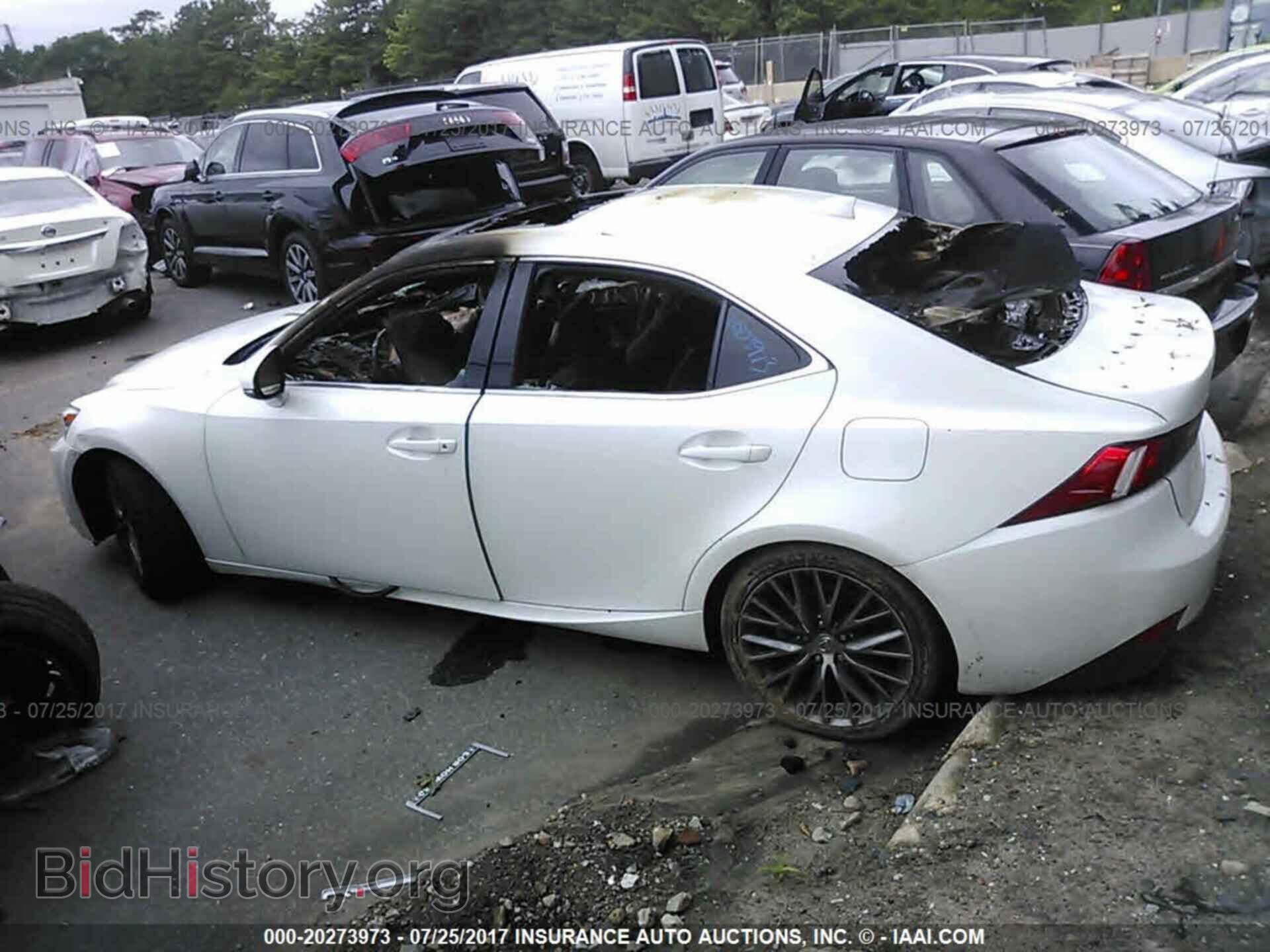 2014 Lexus Is - VIN: JTHCF1D24E5013985 - Photo 3