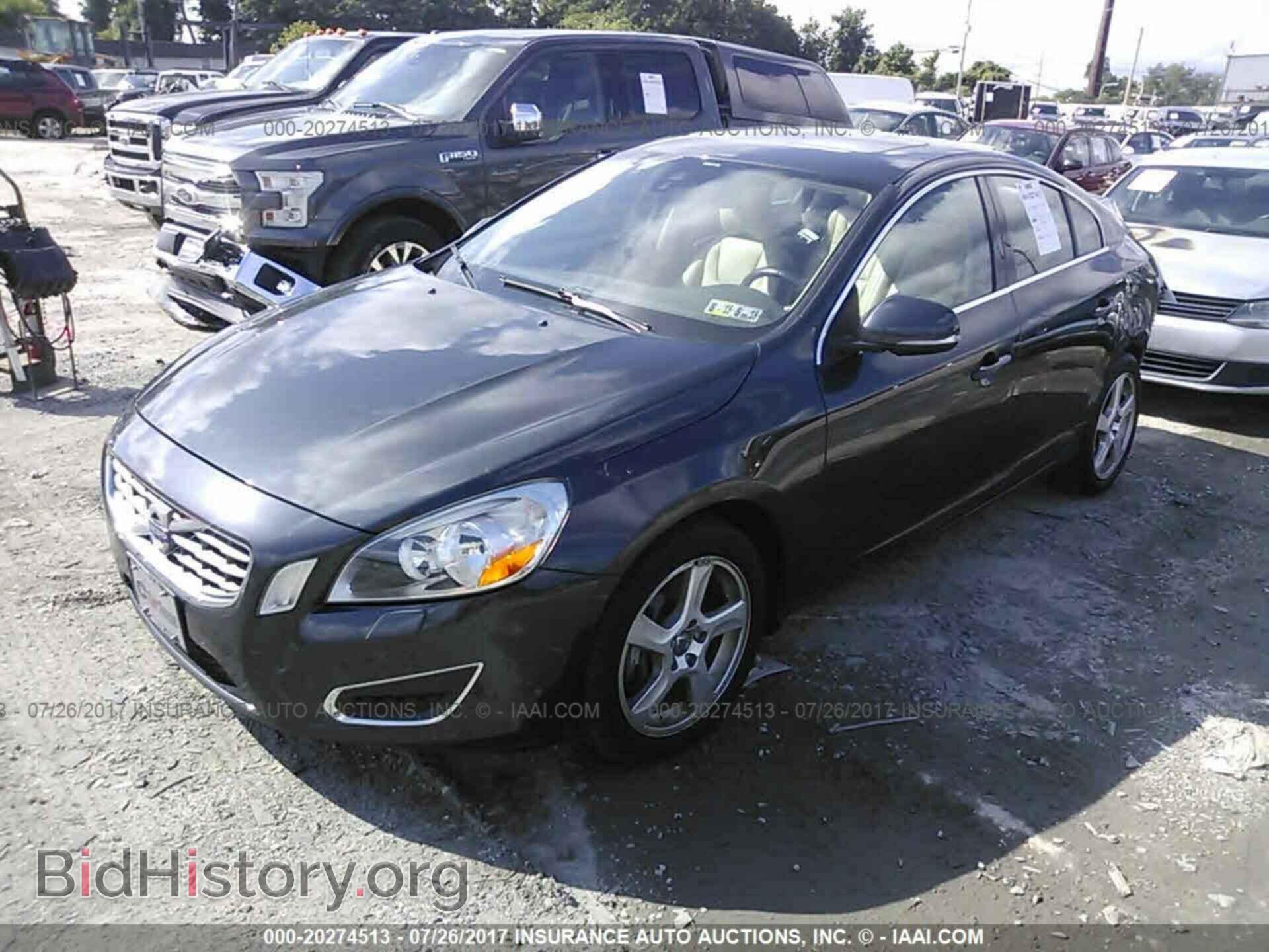 2013 Volvo S60 - VIN: YV1612FS5D2187882 - Фото 2