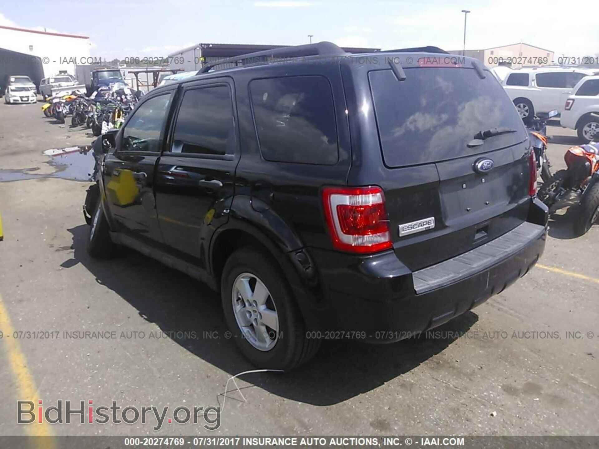 2012 Ford Escape - VIN: 1FMCU0D74CKB47709 - Фото 3