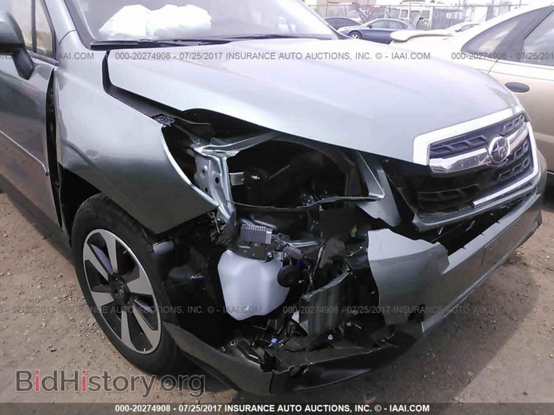 2017 Subaru Forester - VIN: JF2SJAGC2HH810563 - Photo 6