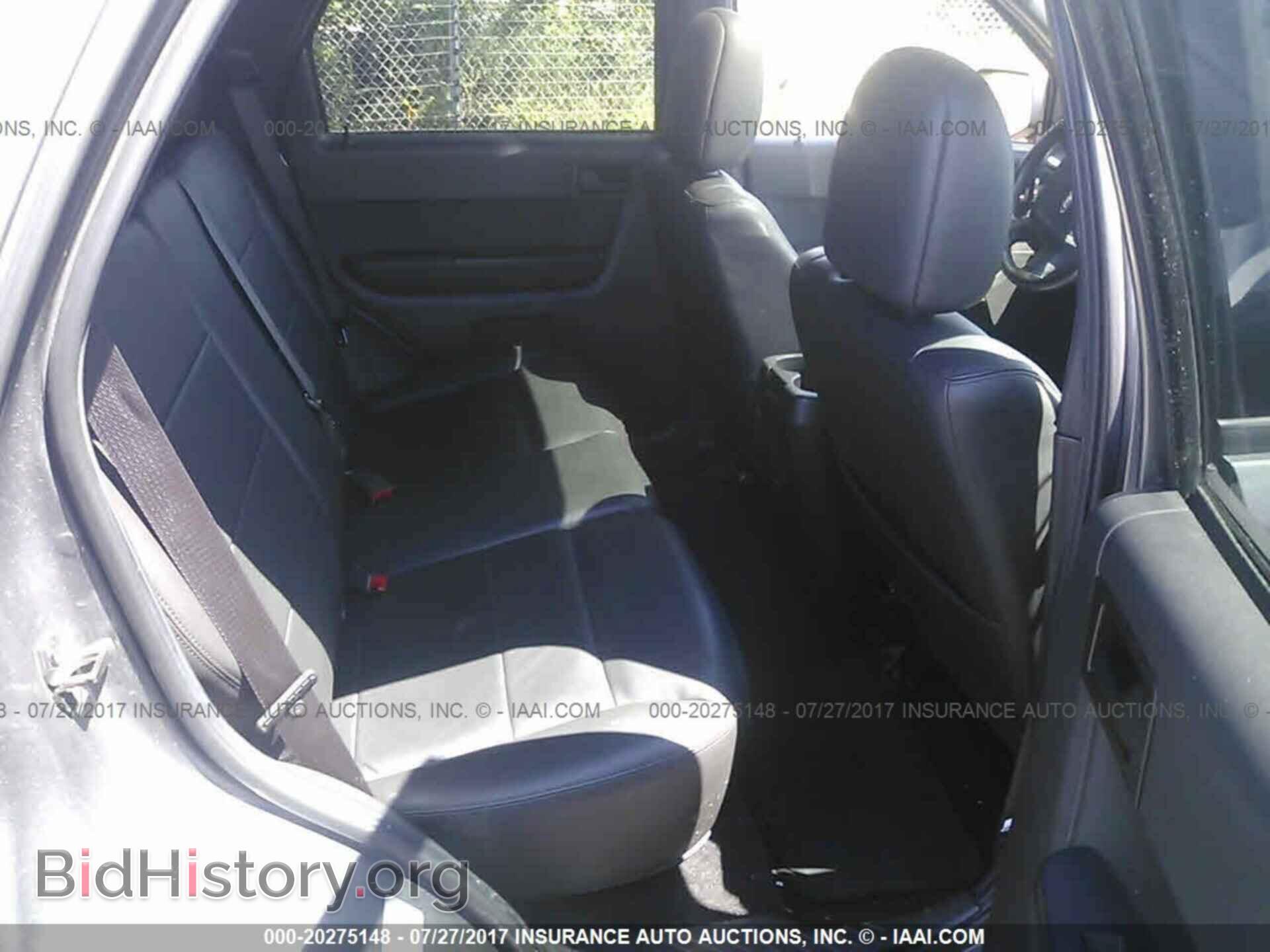 2011 Ford Escape - VIN: 1FMCU0DG8BKB20866 - Фото 8