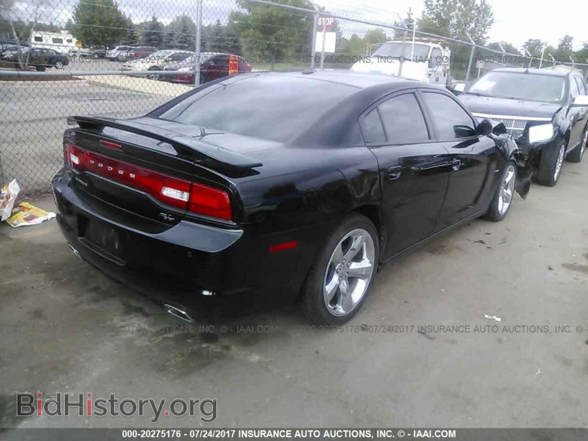 2012 Dodge Charger - VIN: 2C3CDXCTXCH302139 - Photo 4