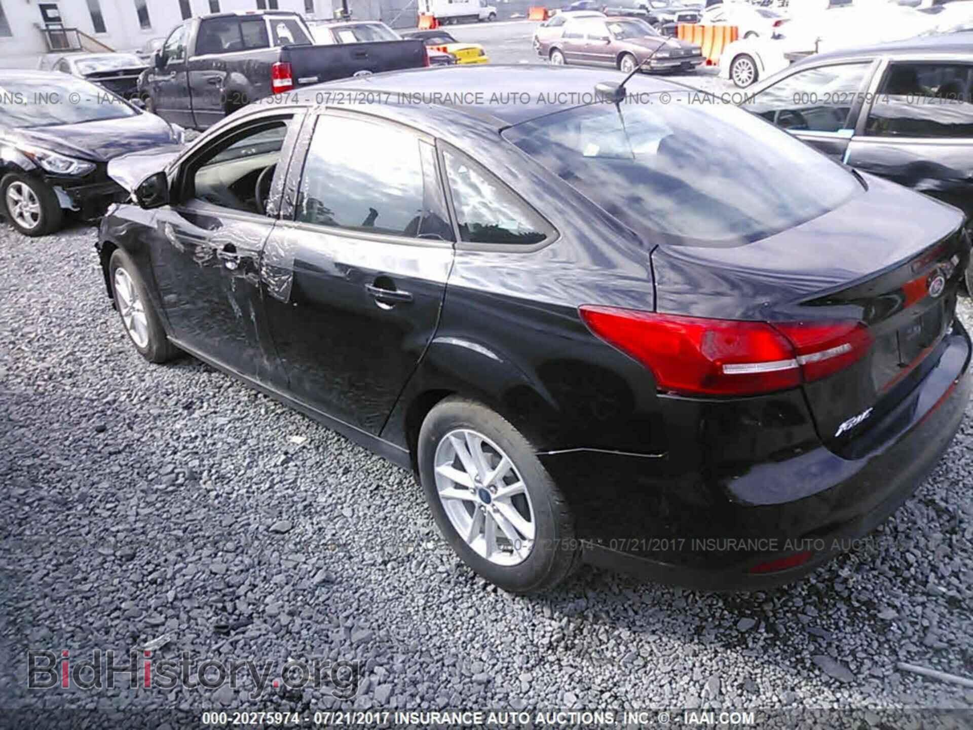 2015 Ford Focus - VIN: 1FADP3F21FL296490 - Photo 3