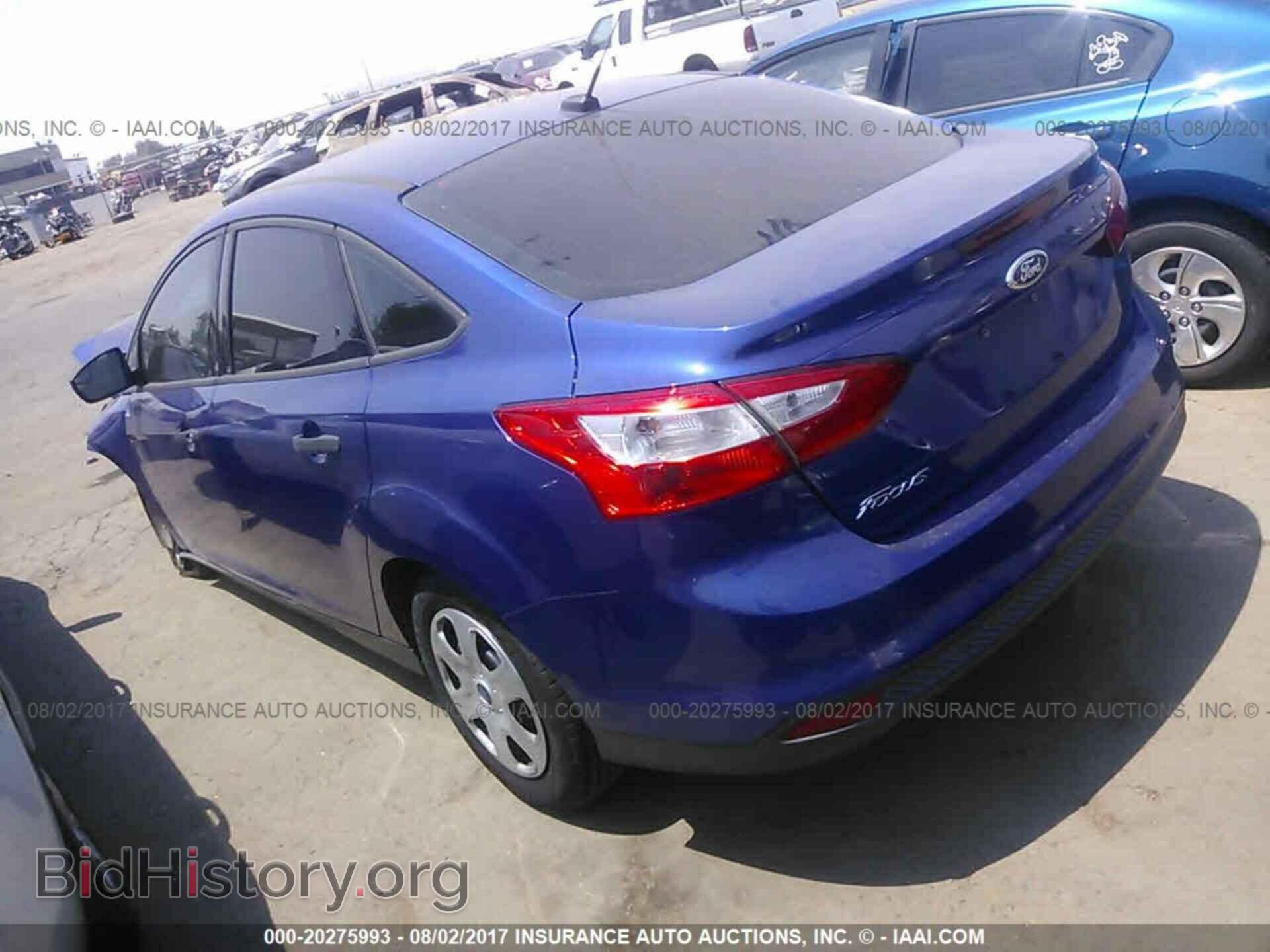 2012 Ford Focus - VIN: 1FAHP3E28CL371460 - Photo 3