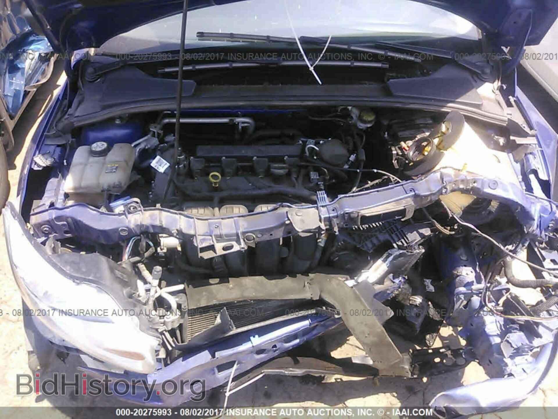 2012 Ford Focus - VIN: 1FAHP3E28CL371460 - Photo 10
