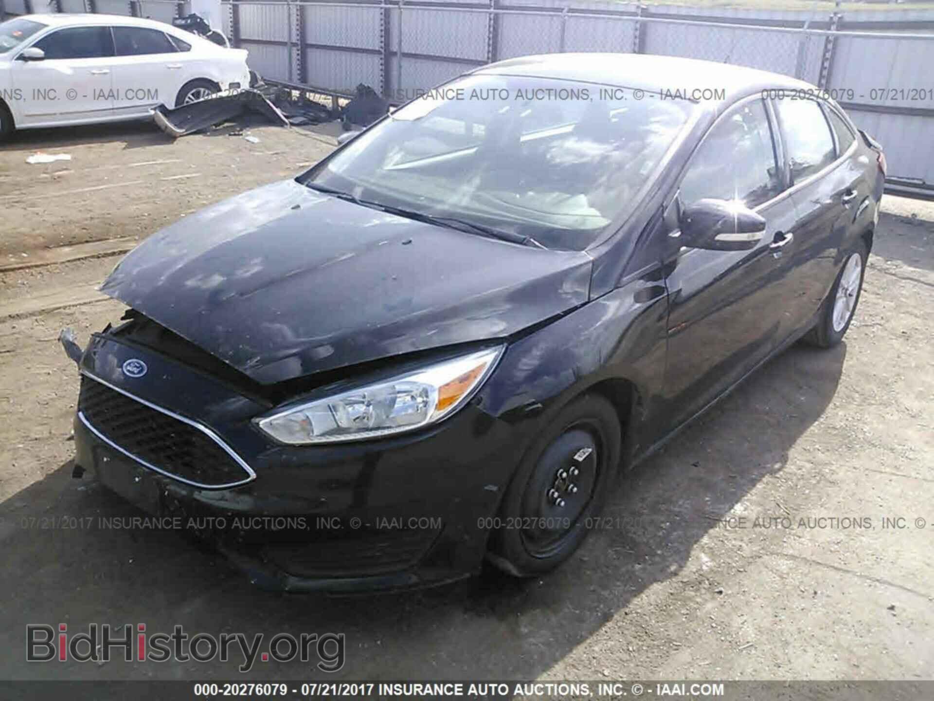 2016 Ford Focus - VIN: 1FADP3F22GL290649 - Photo 2