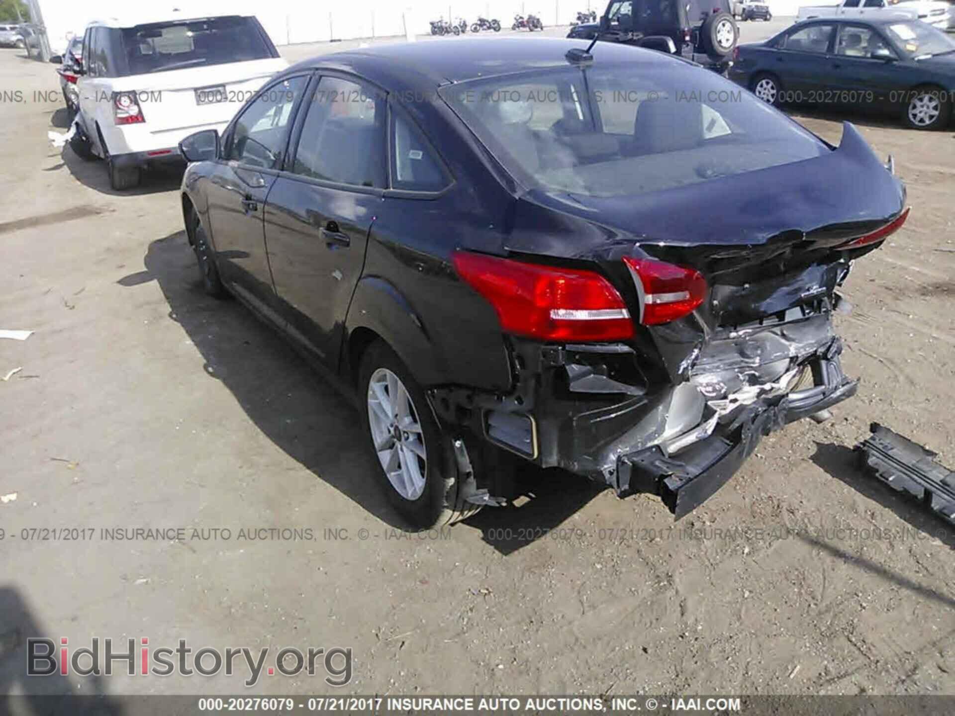 2016 Ford Focus - VIN: 1FADP3F22GL290649 - Photo 3