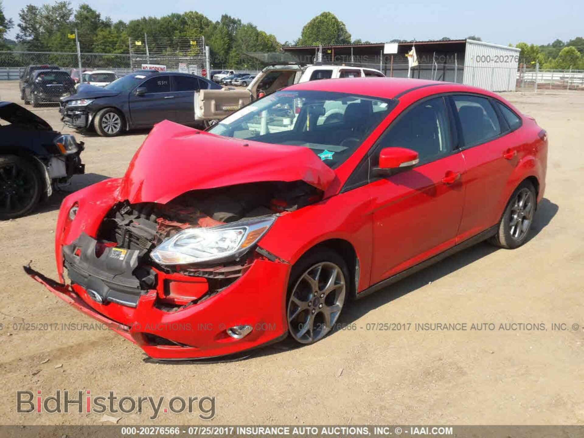 2013 Ford Focus - VIN: 1FADP3F2XDL201468 - Photo 2