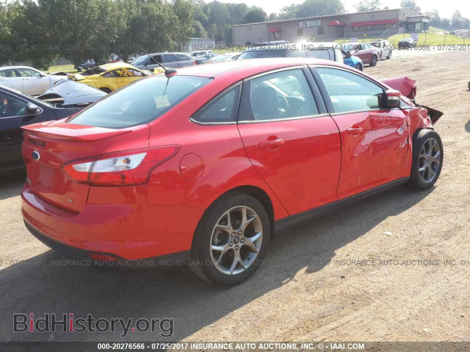 2013 Ford Focus - VIN: 1FADP3F2XDL201468 - Photo 4