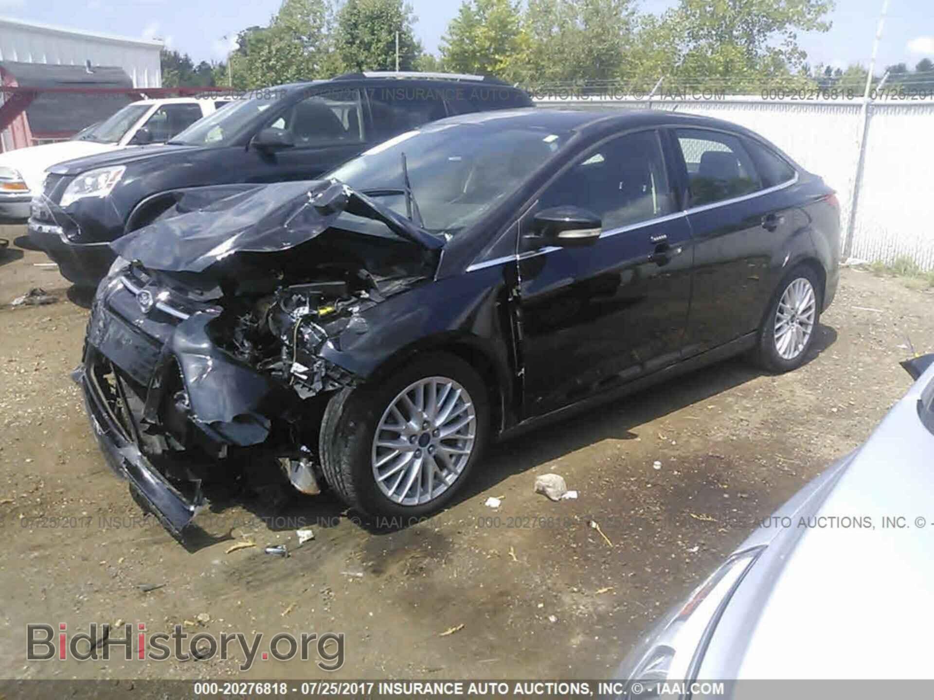 2012 Ford Focus - VIN: 1FAHP3H20CL444297 - Photo 2