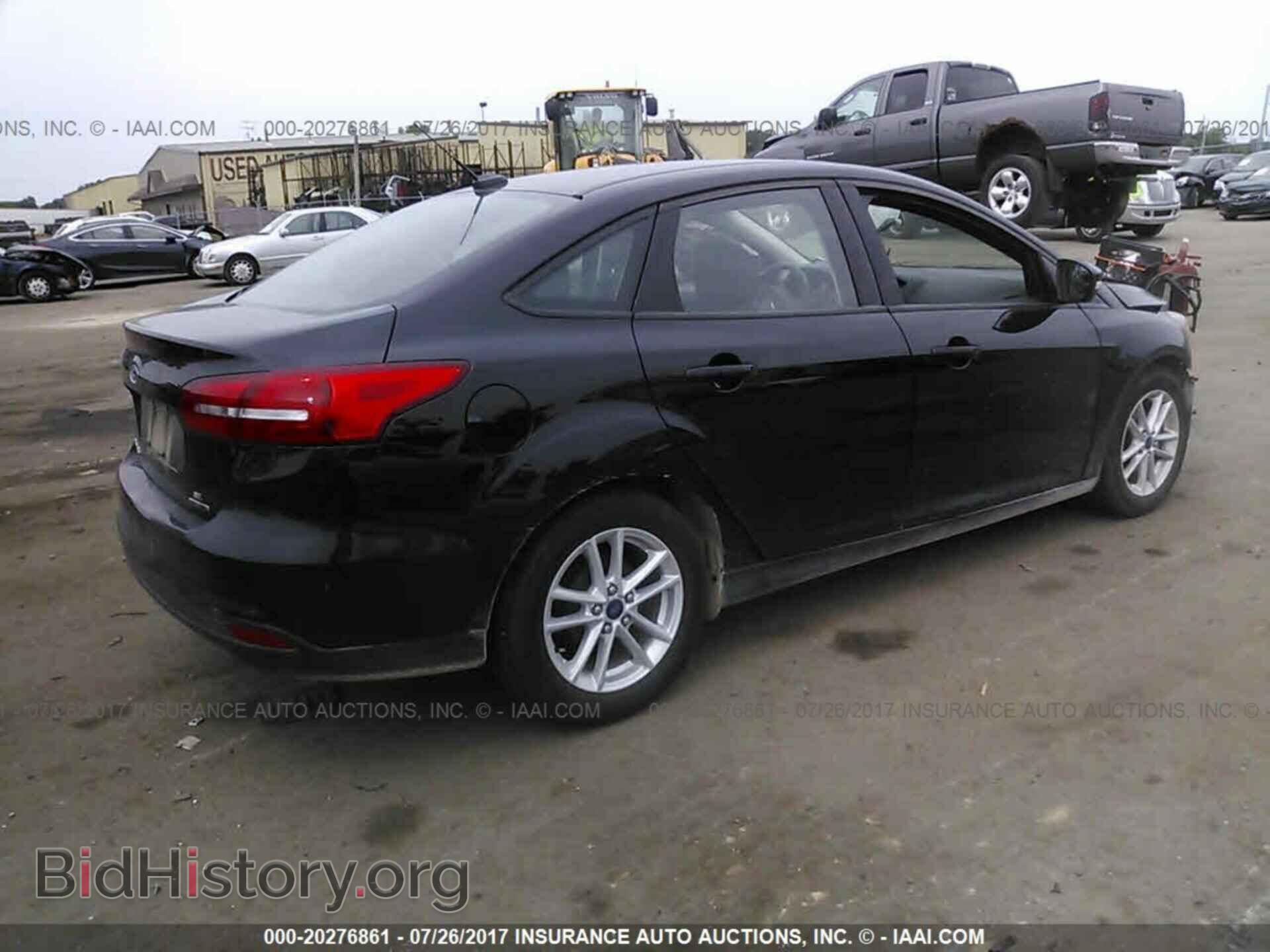 2016 Ford Focus - VIN: 1FADP3F22GL252306 - Фото 4