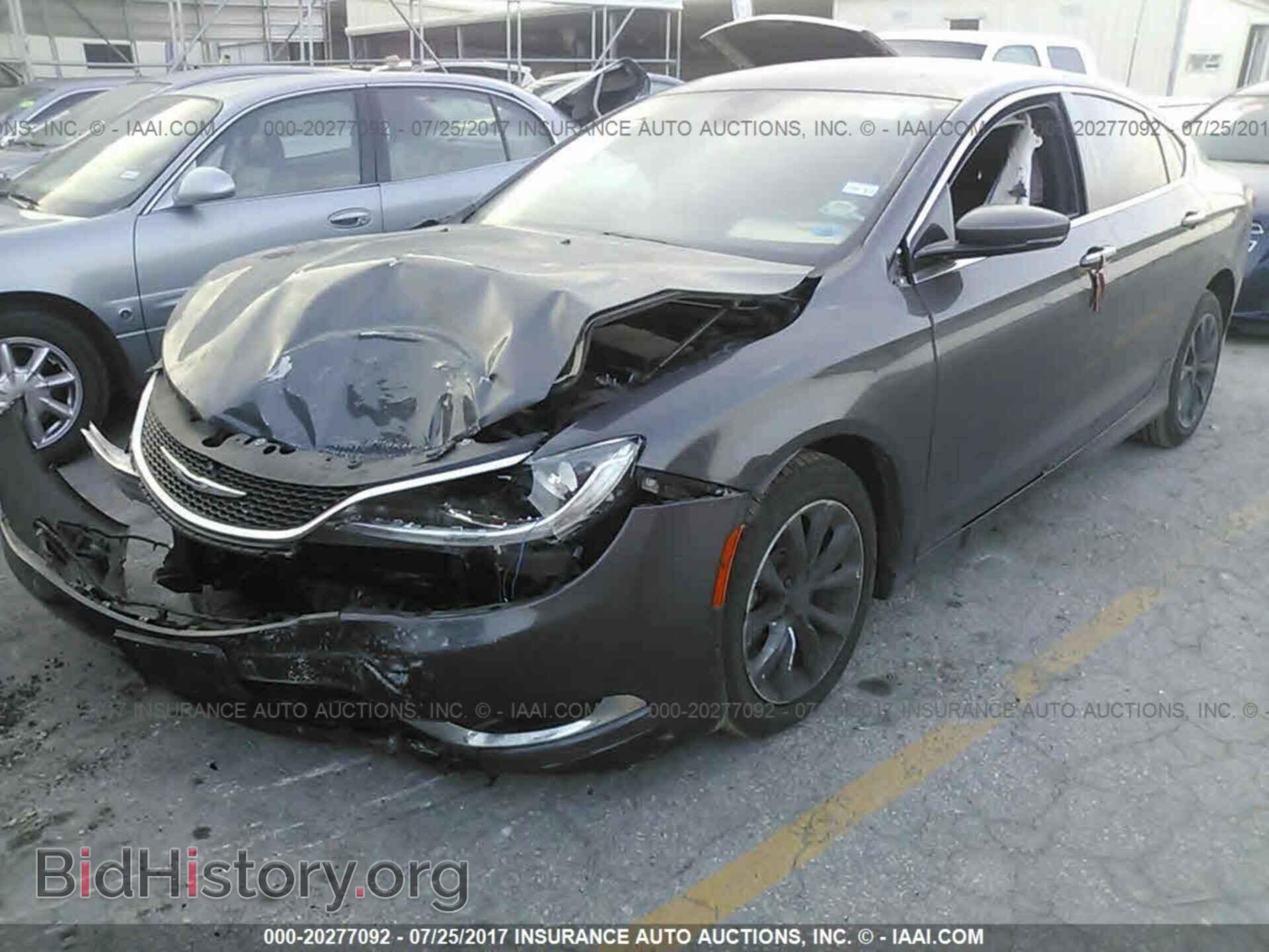 2015 Chrysler 200 - VIN: 1C3CCCCG2FN517122 - Photo 2
