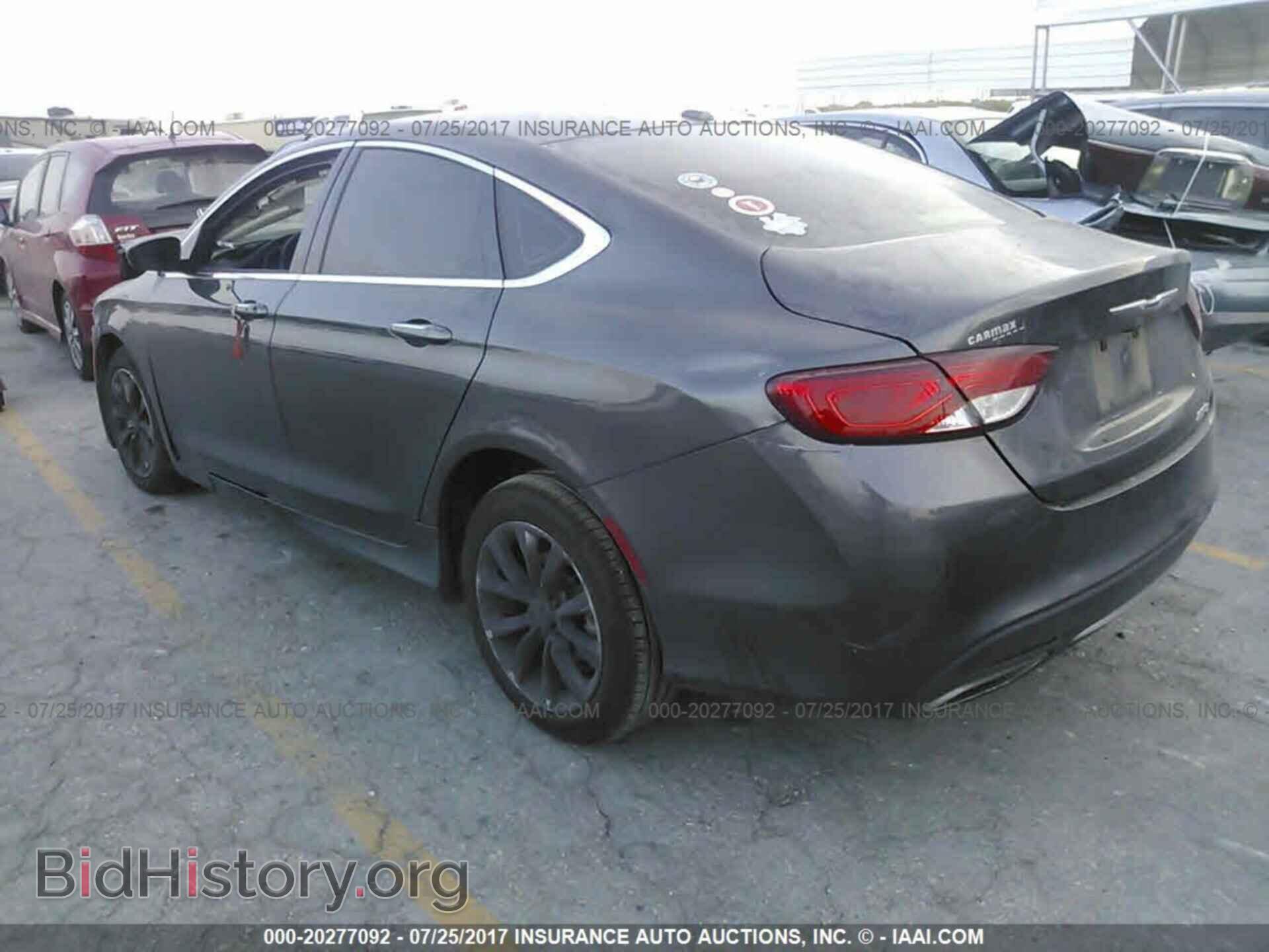 2015 Chrysler 200 - VIN: 1C3CCCCG2FN517122 - Photo 3