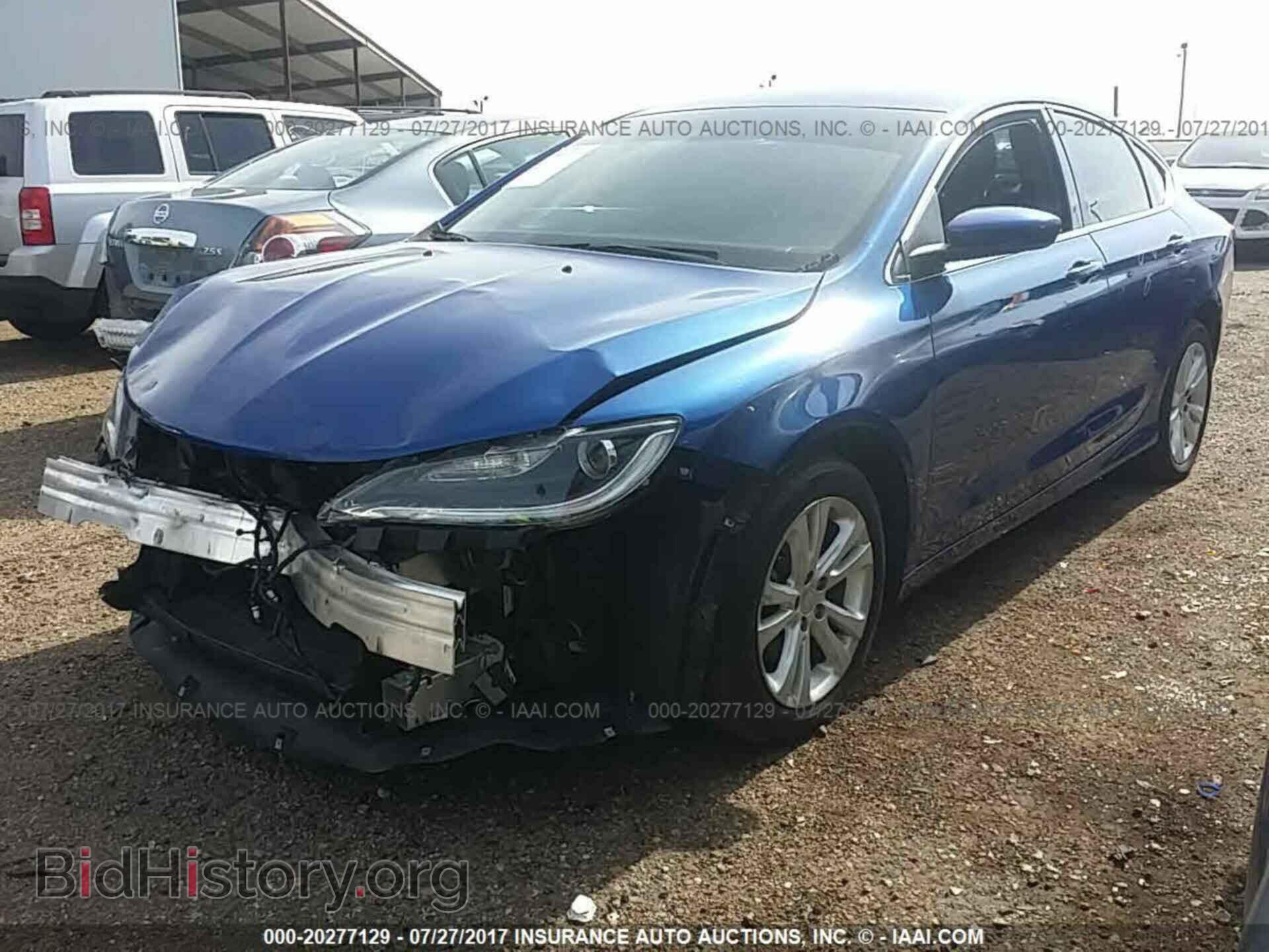 2015 Chrysler 200 - VIN: 1C3CCCAB8FN724461 - Фото 2