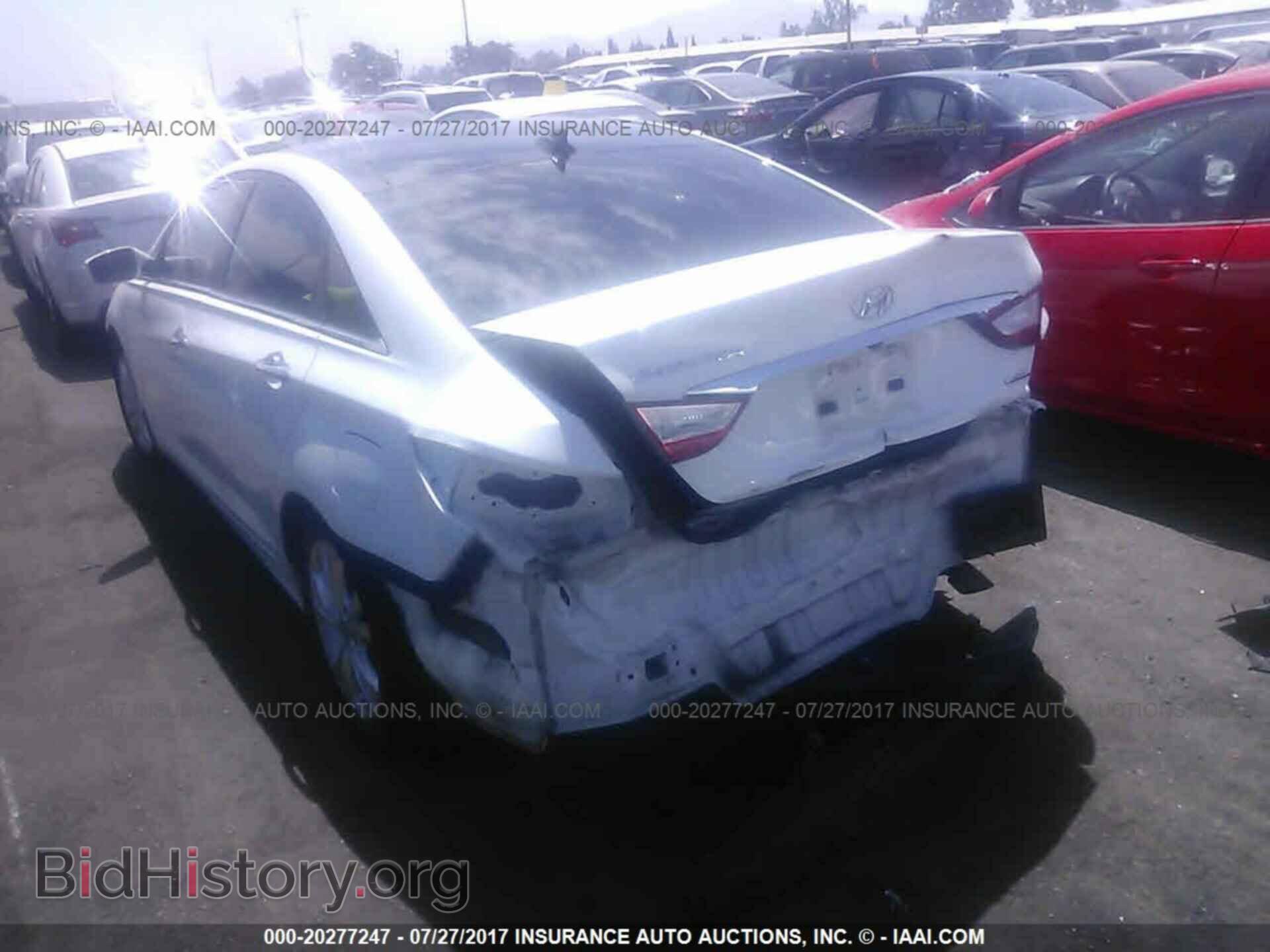 2012 Hyundai Sonata - VIN: 5NPEC4AC5CH495381 - Photo 3